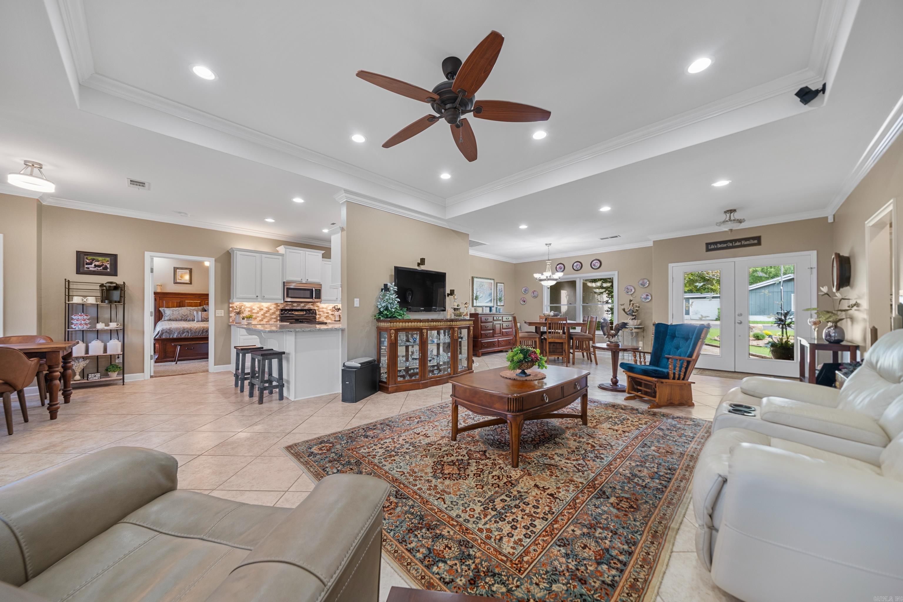 113 Foxwood St Street