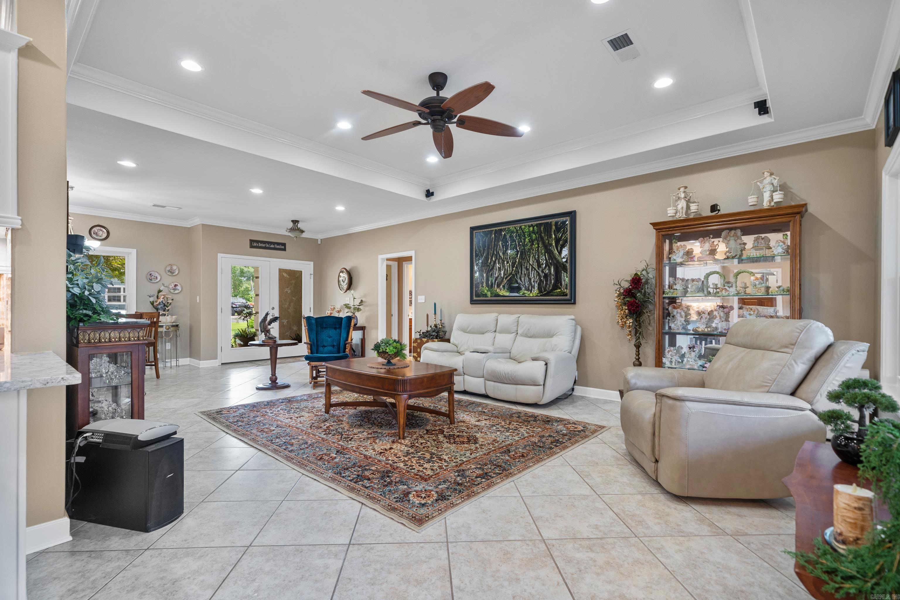 113 Foxwood St Street