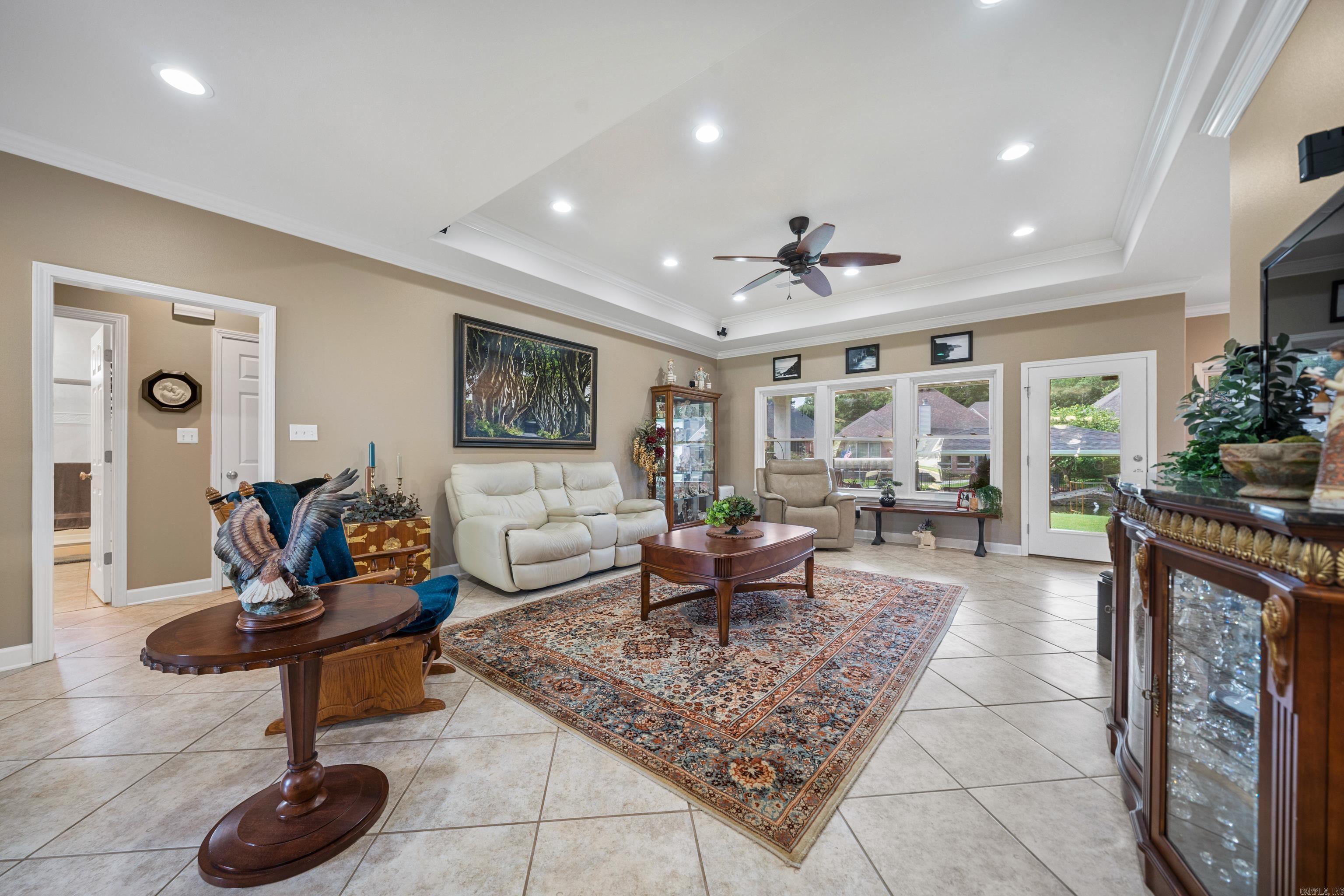 113 Foxwood St Street