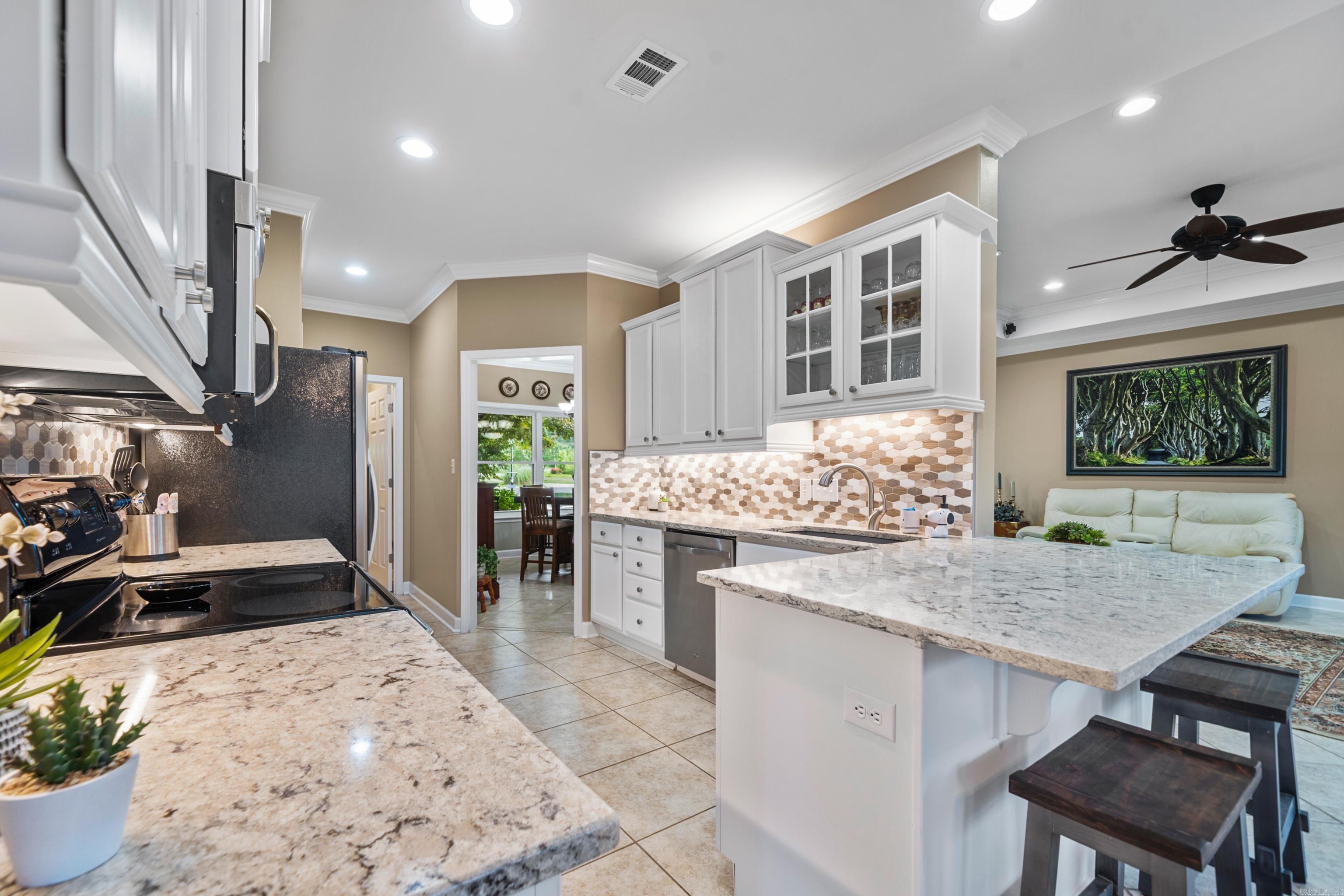 113 Foxwood St Street