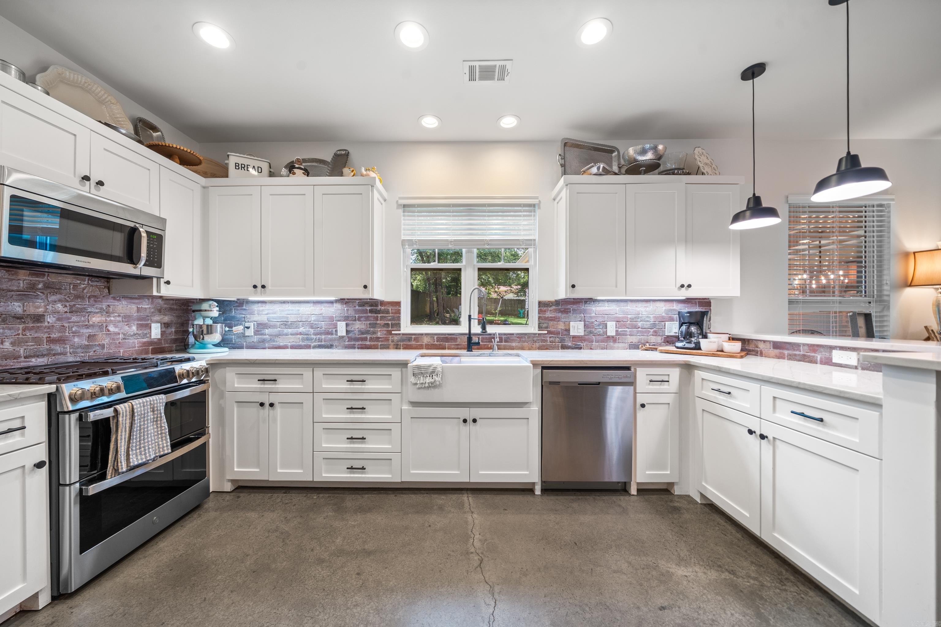 109 Spencer Chase Court