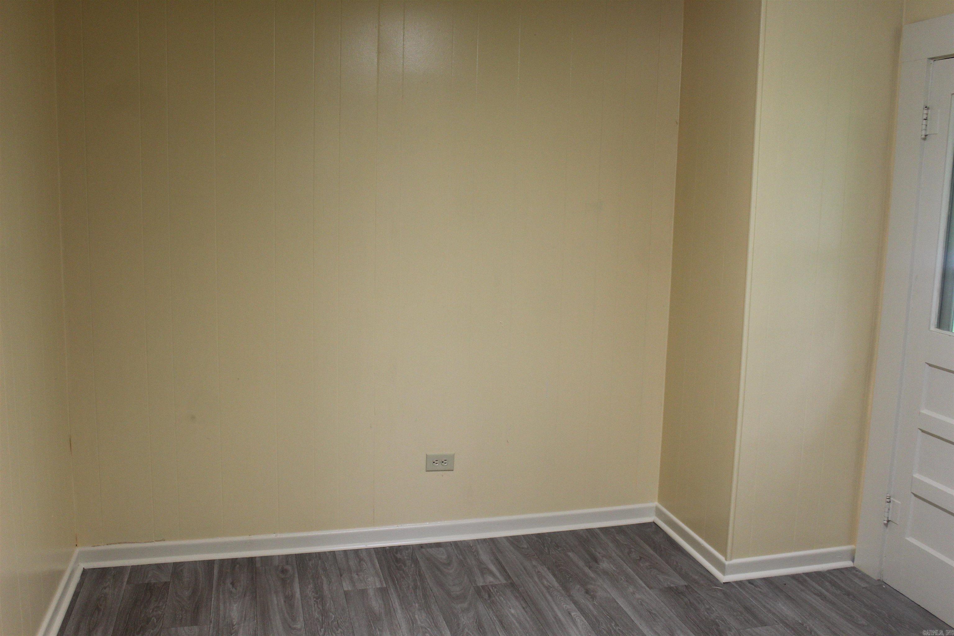 510 S EDGEWOOD Street