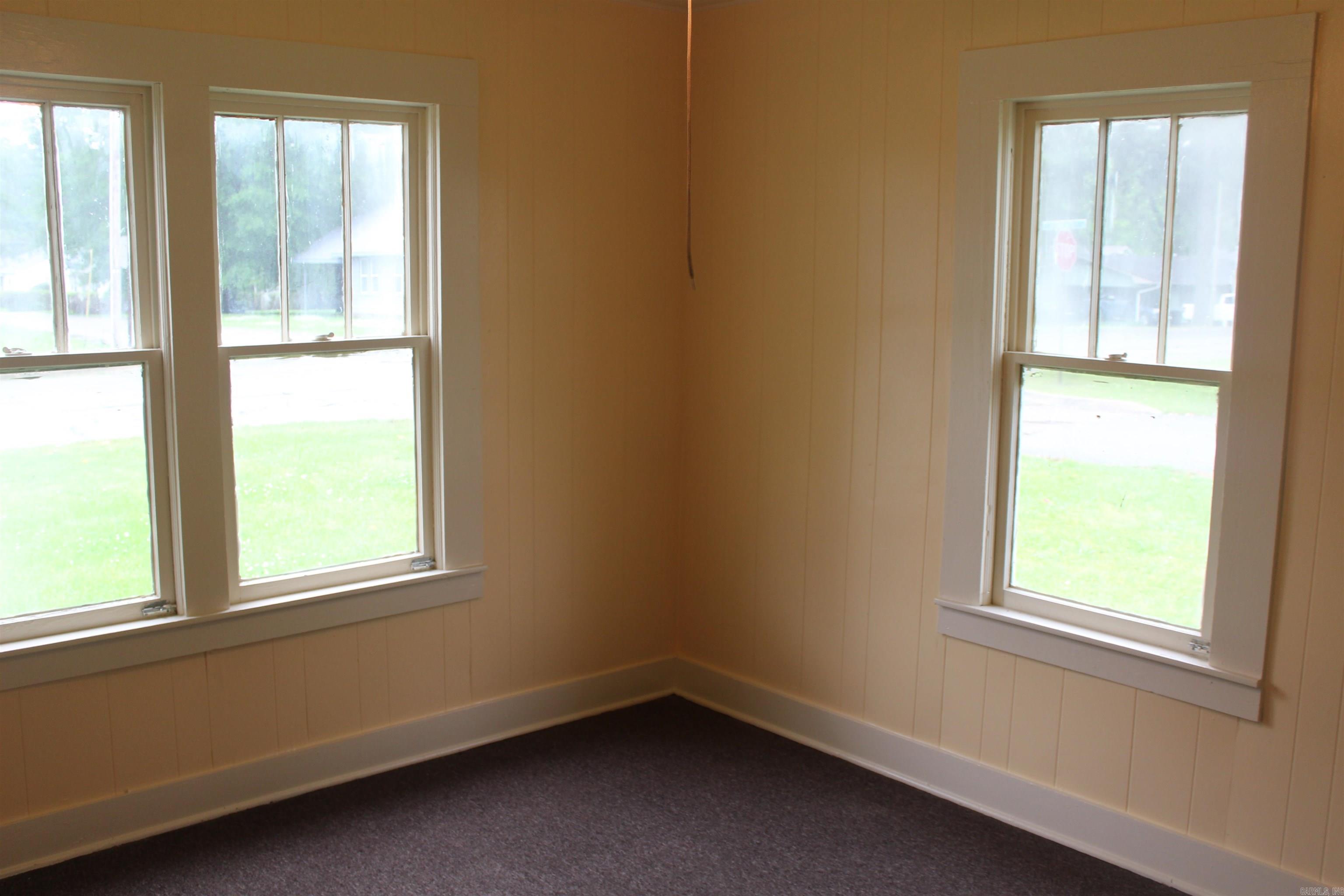 510 S EDGEWOOD Street