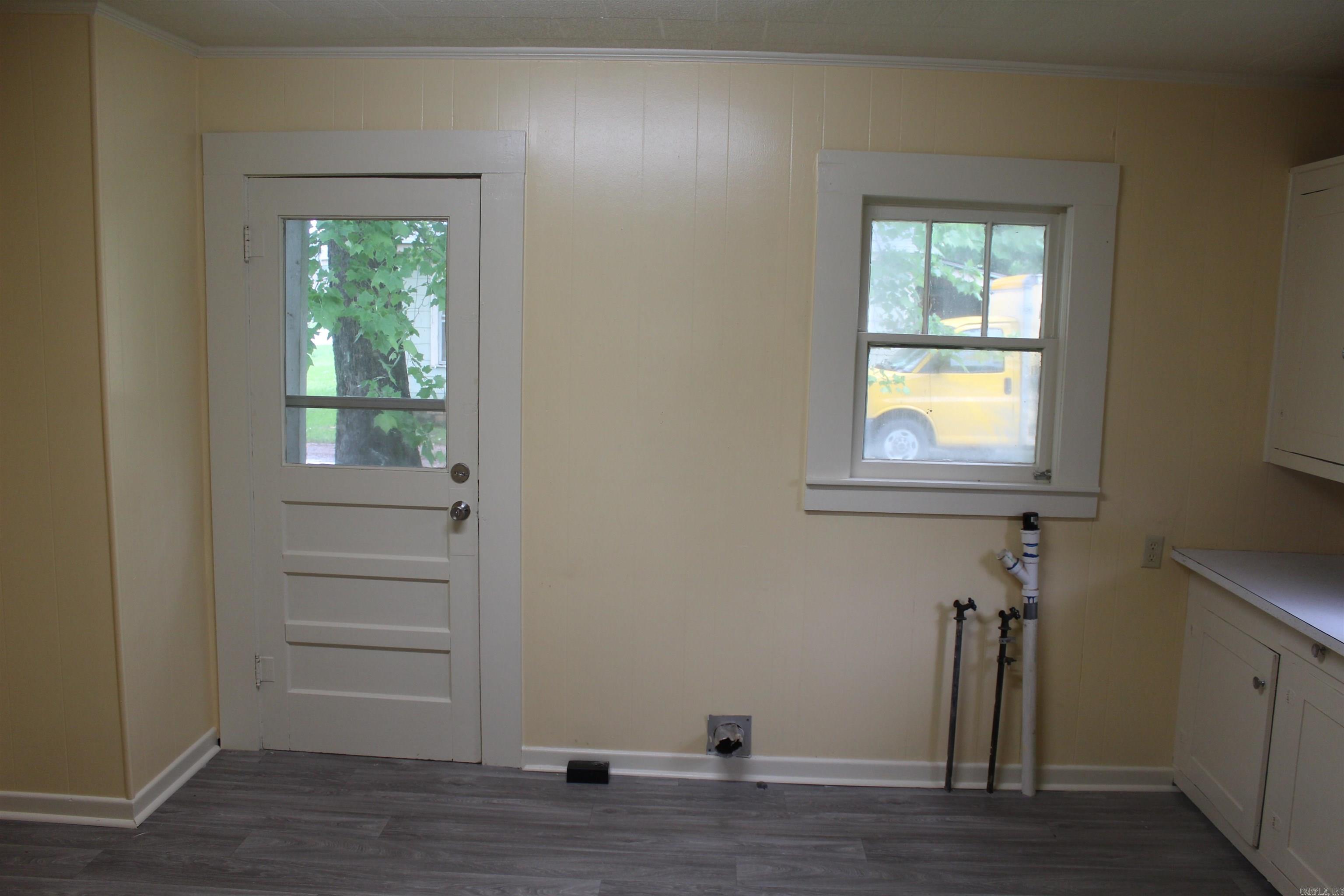 510 S EDGEWOOD Street