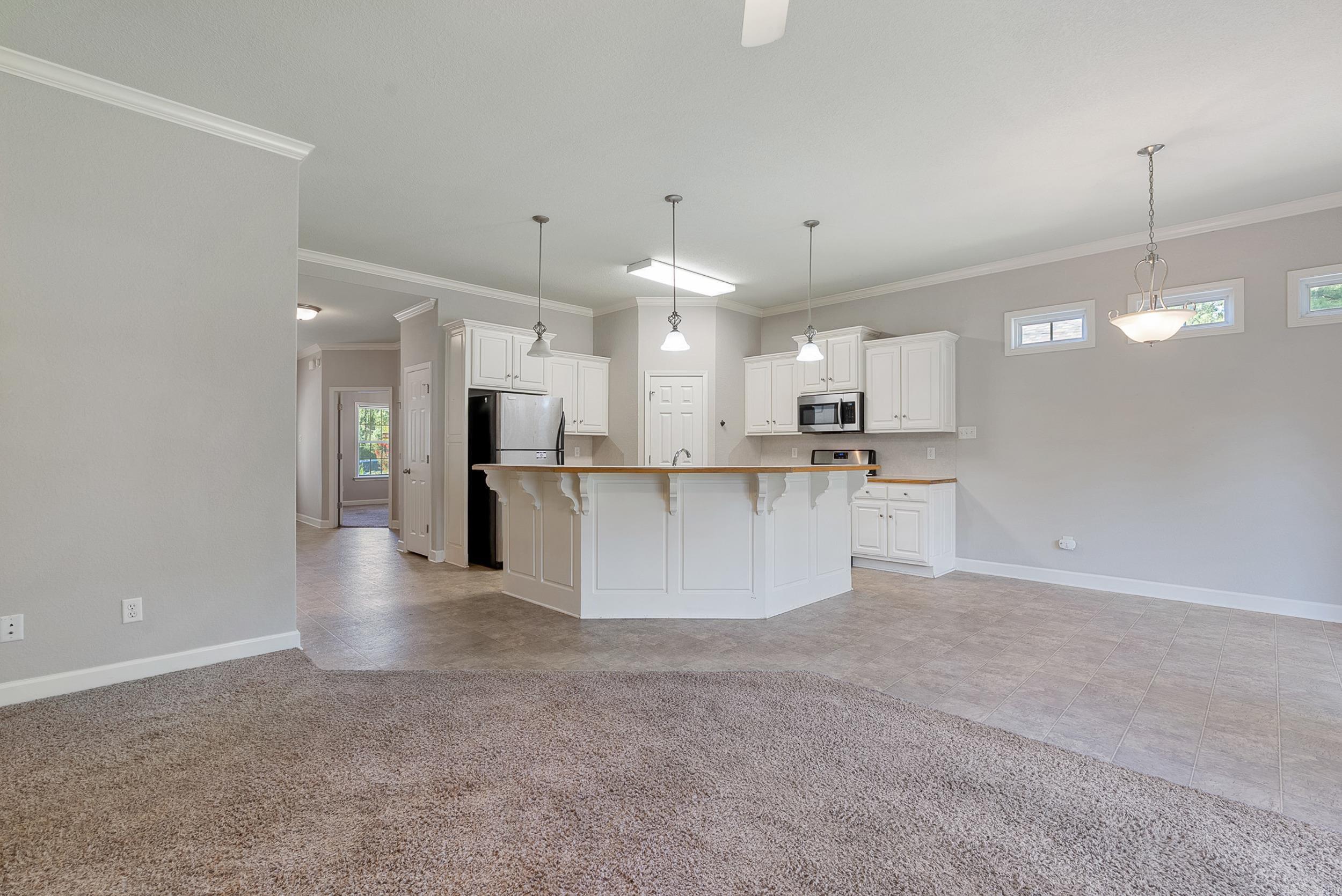305 Ridgelea Avenue