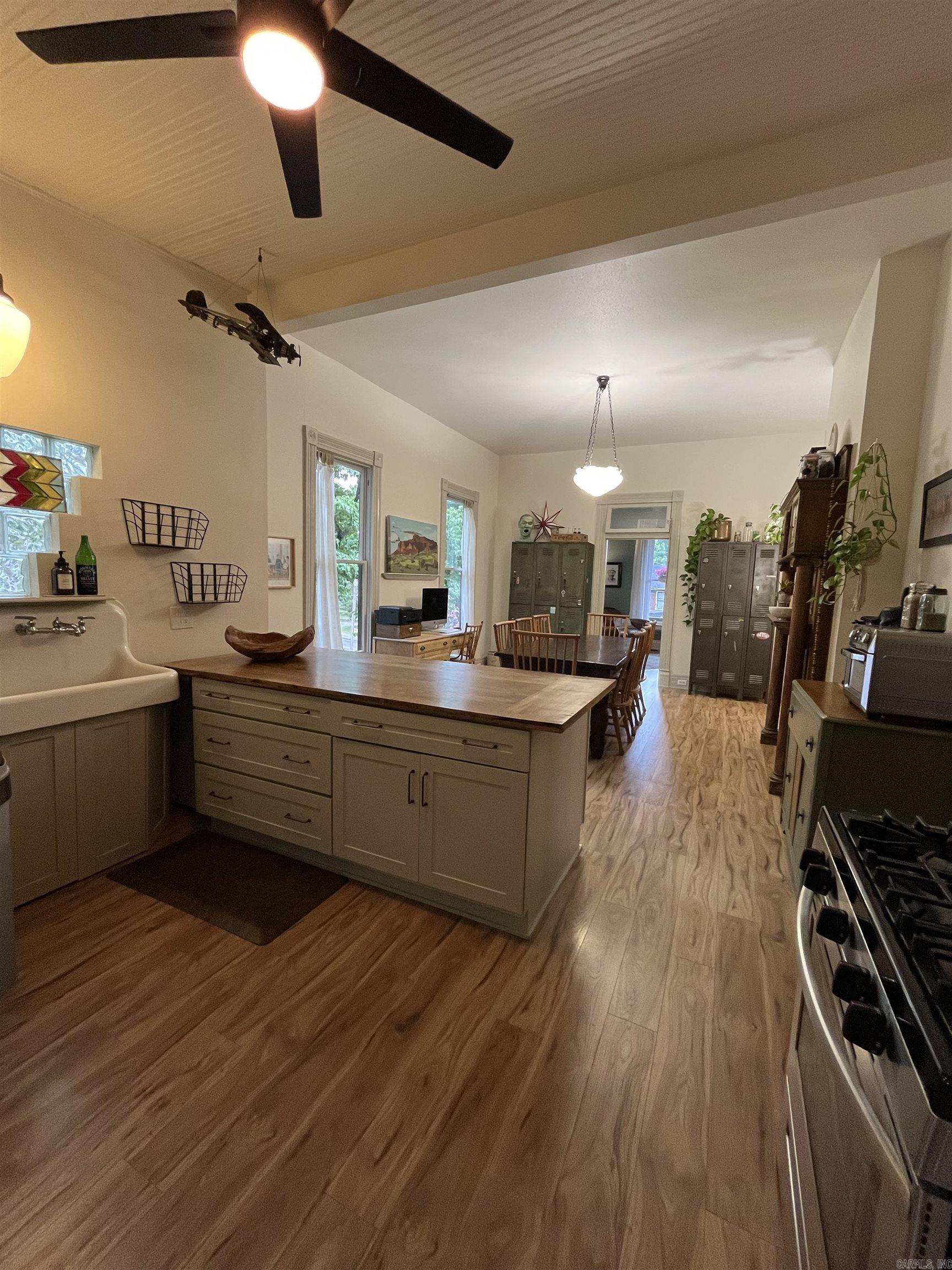 624 Prospect Ave