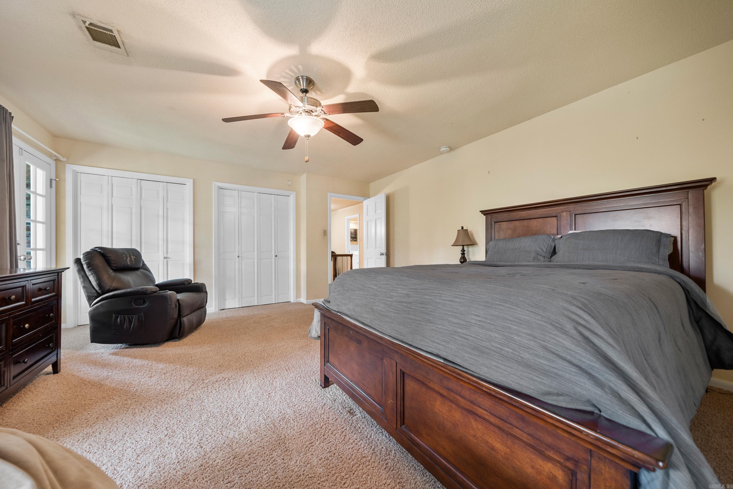 112 Leigh Circle