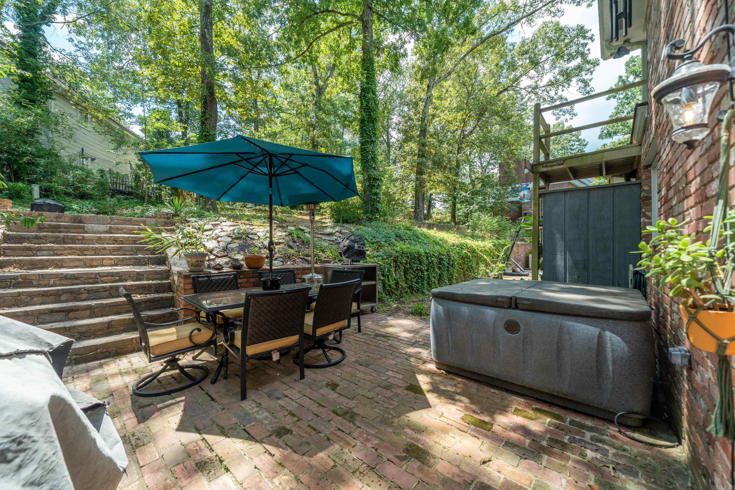 112 Leigh Circle