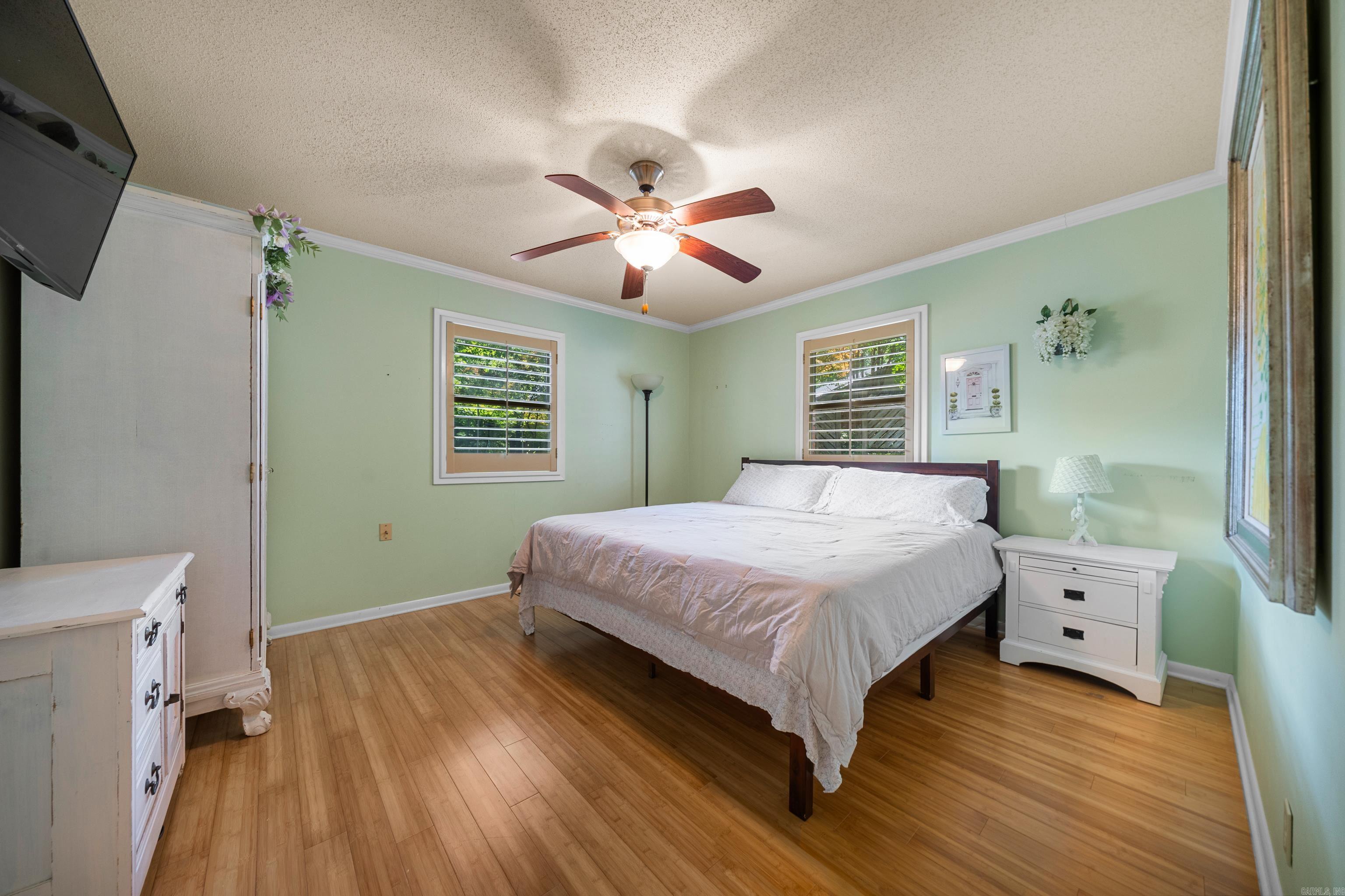 112 Leigh Circle