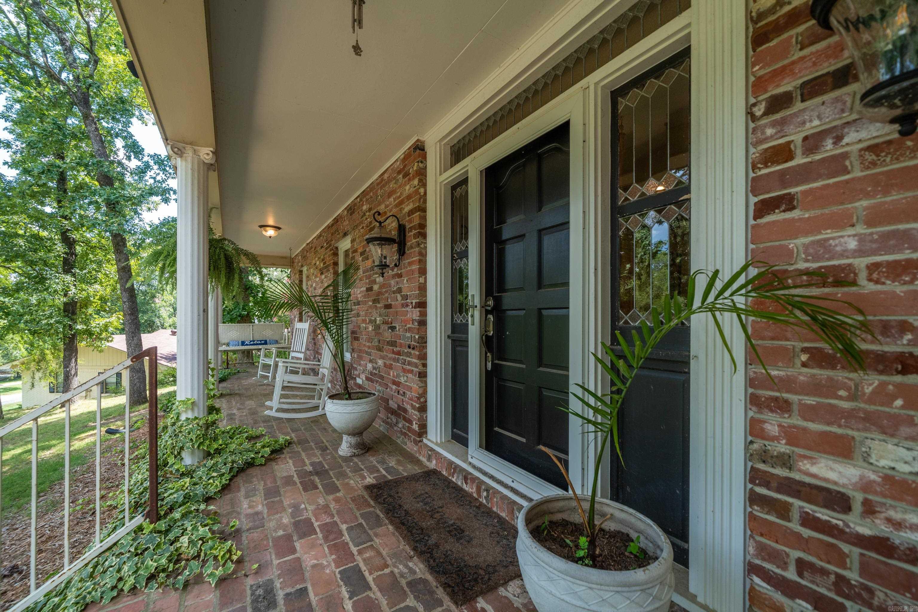 112 Leigh Circle
