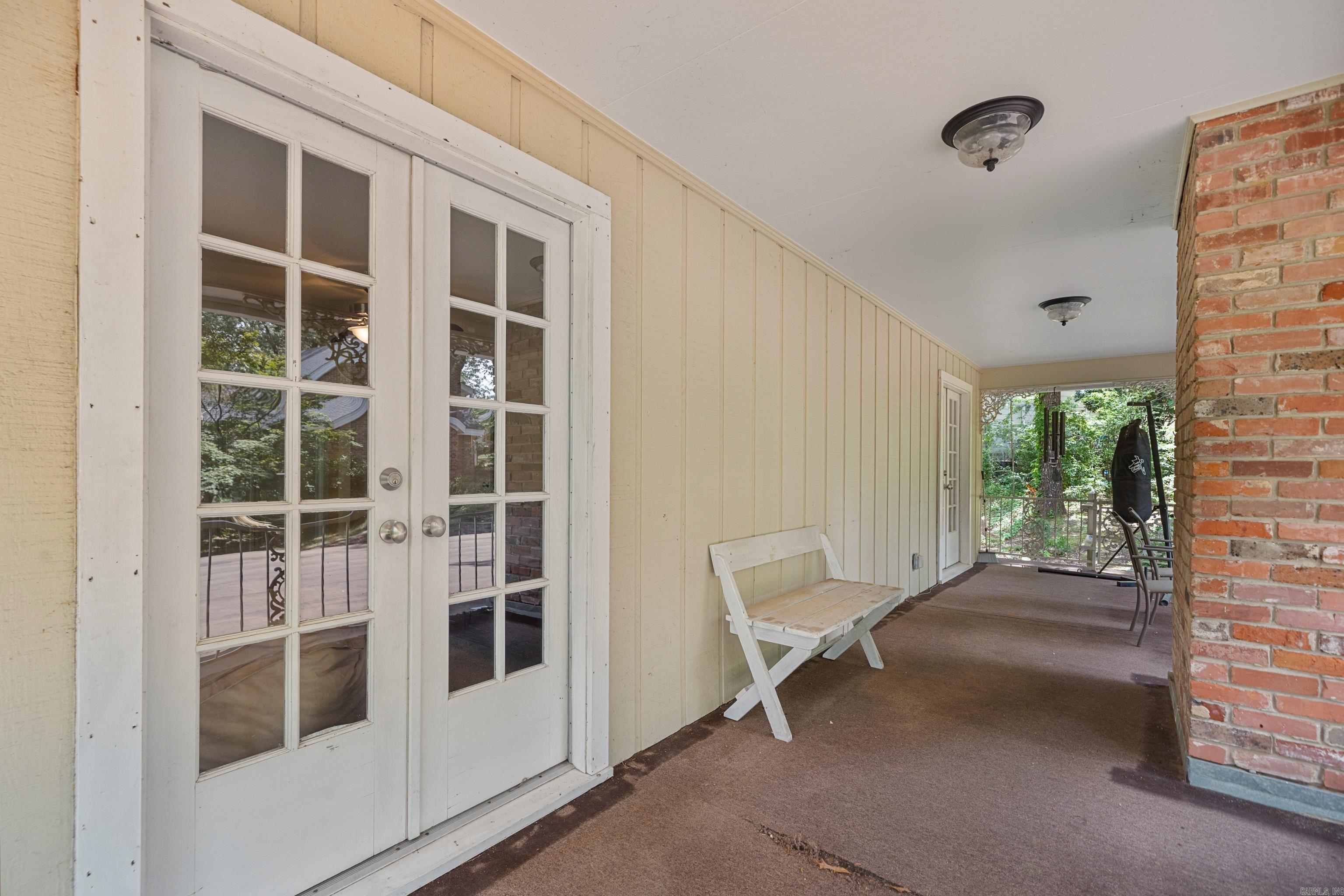 112 Leigh Circle
