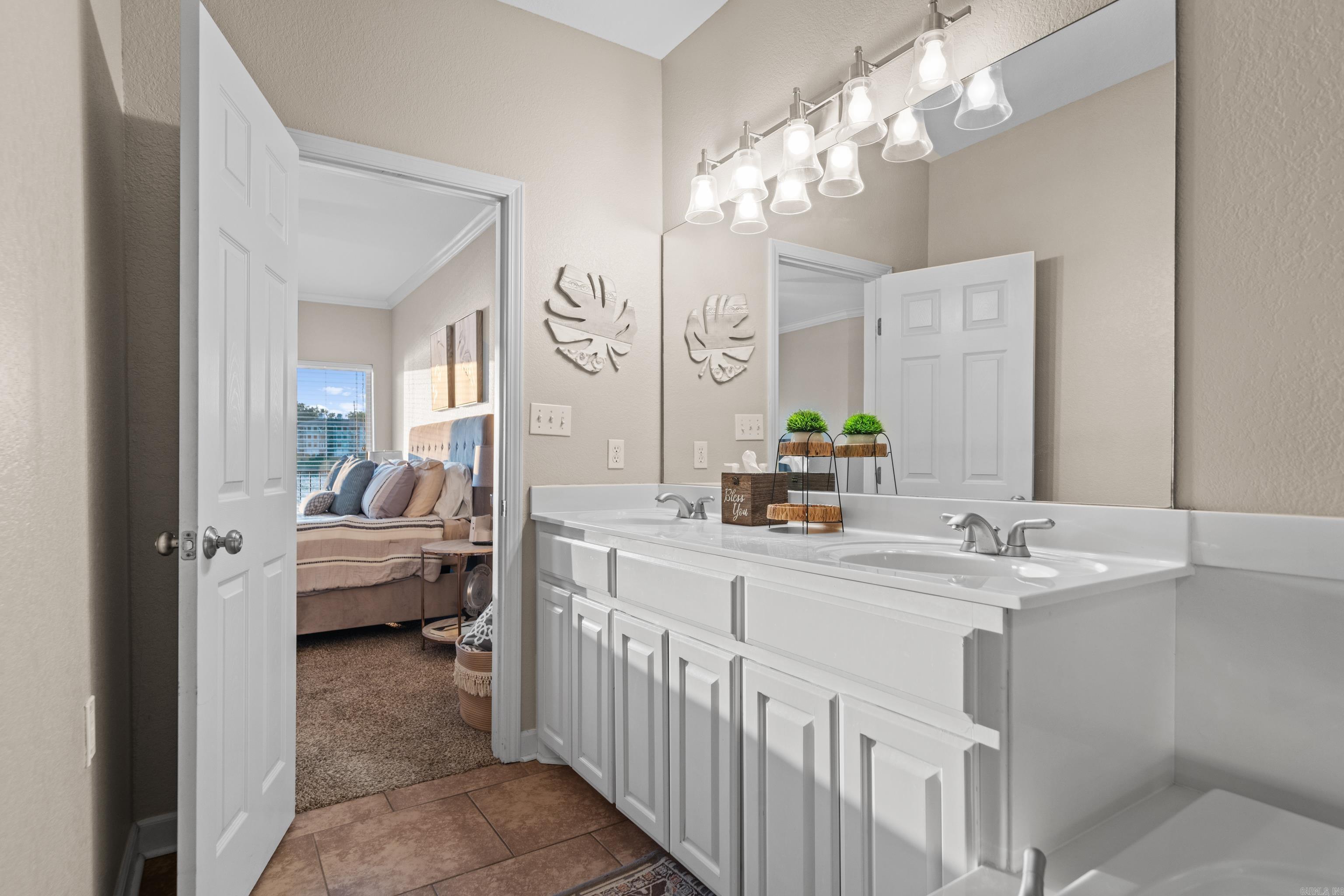 117 Lookout Point Unit: C3