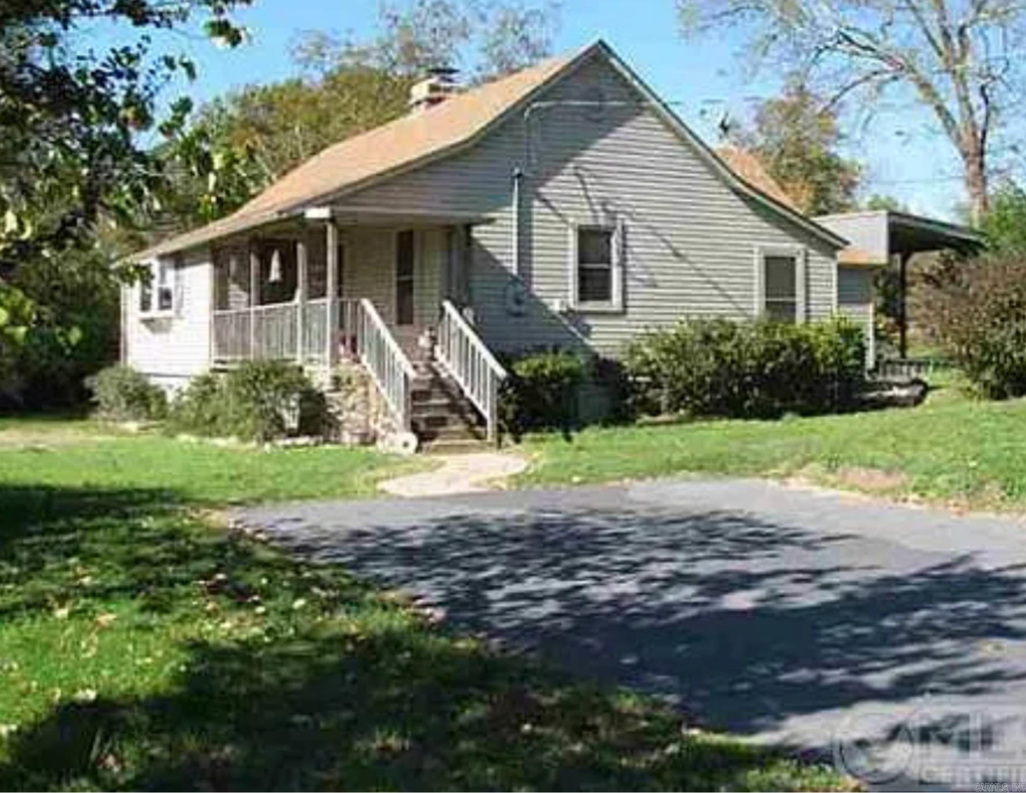 353 Hillvale Garden Trail