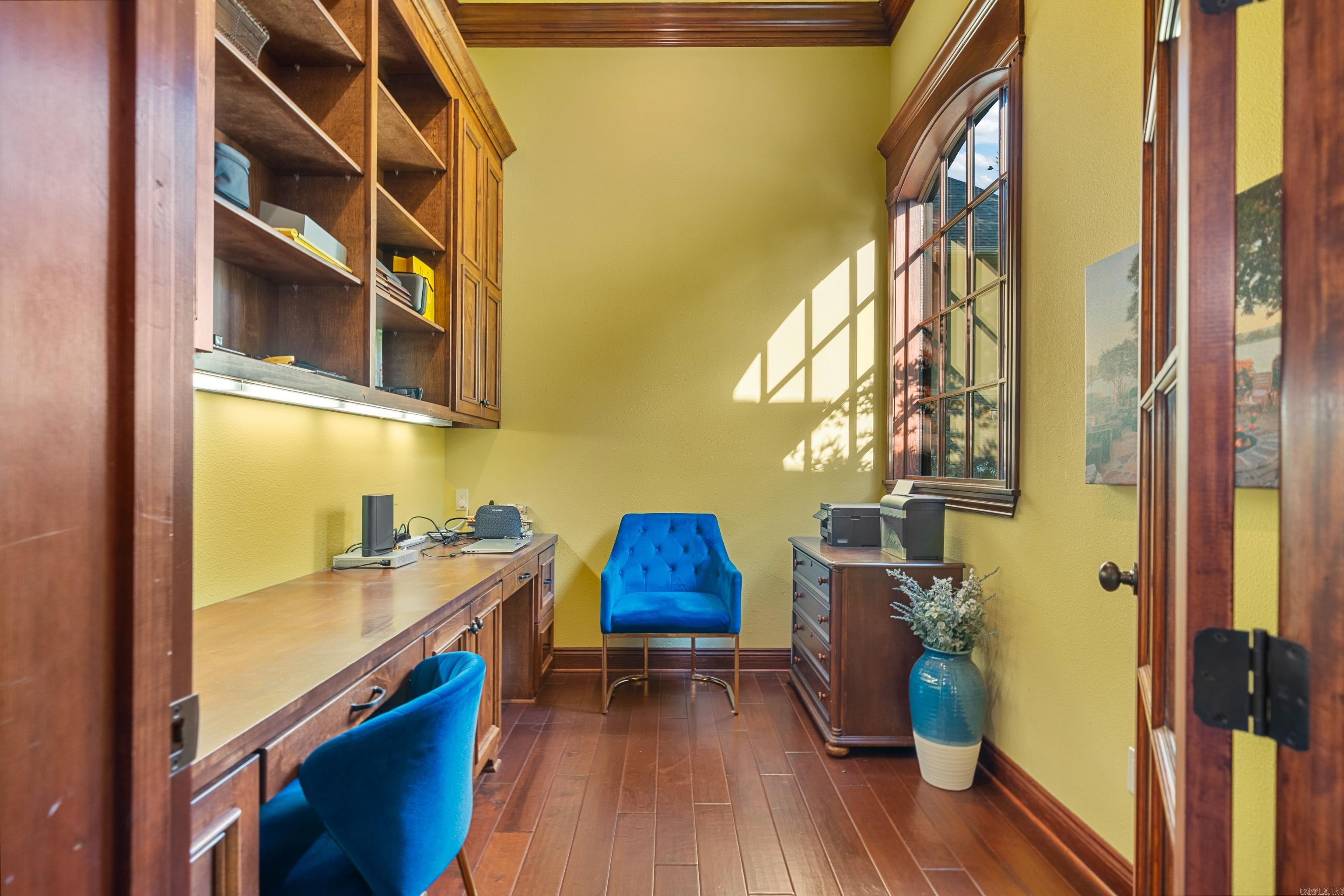 225 Water Oak Circle