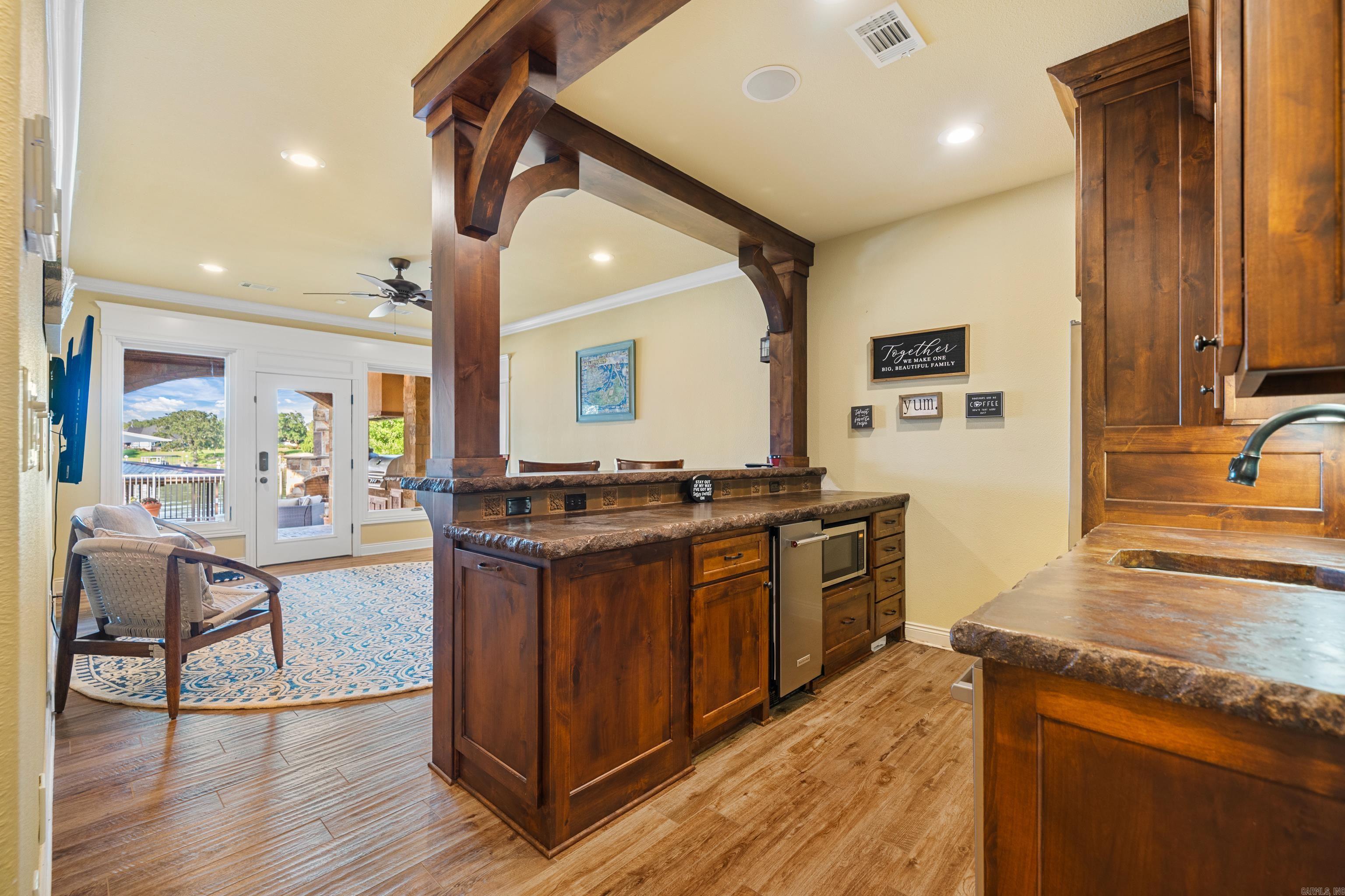 225 Water Oak Circle