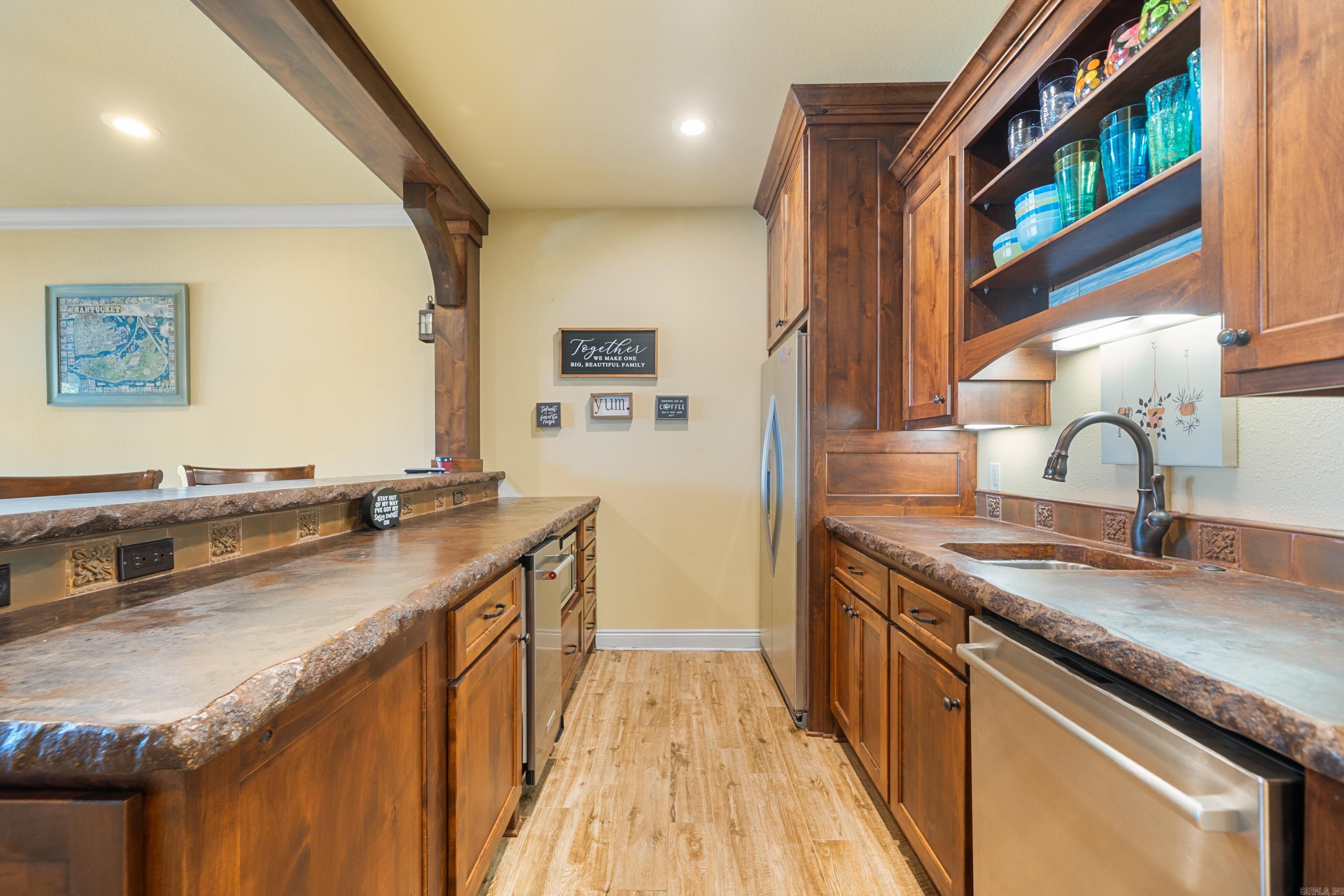 225 Water Oak Circle