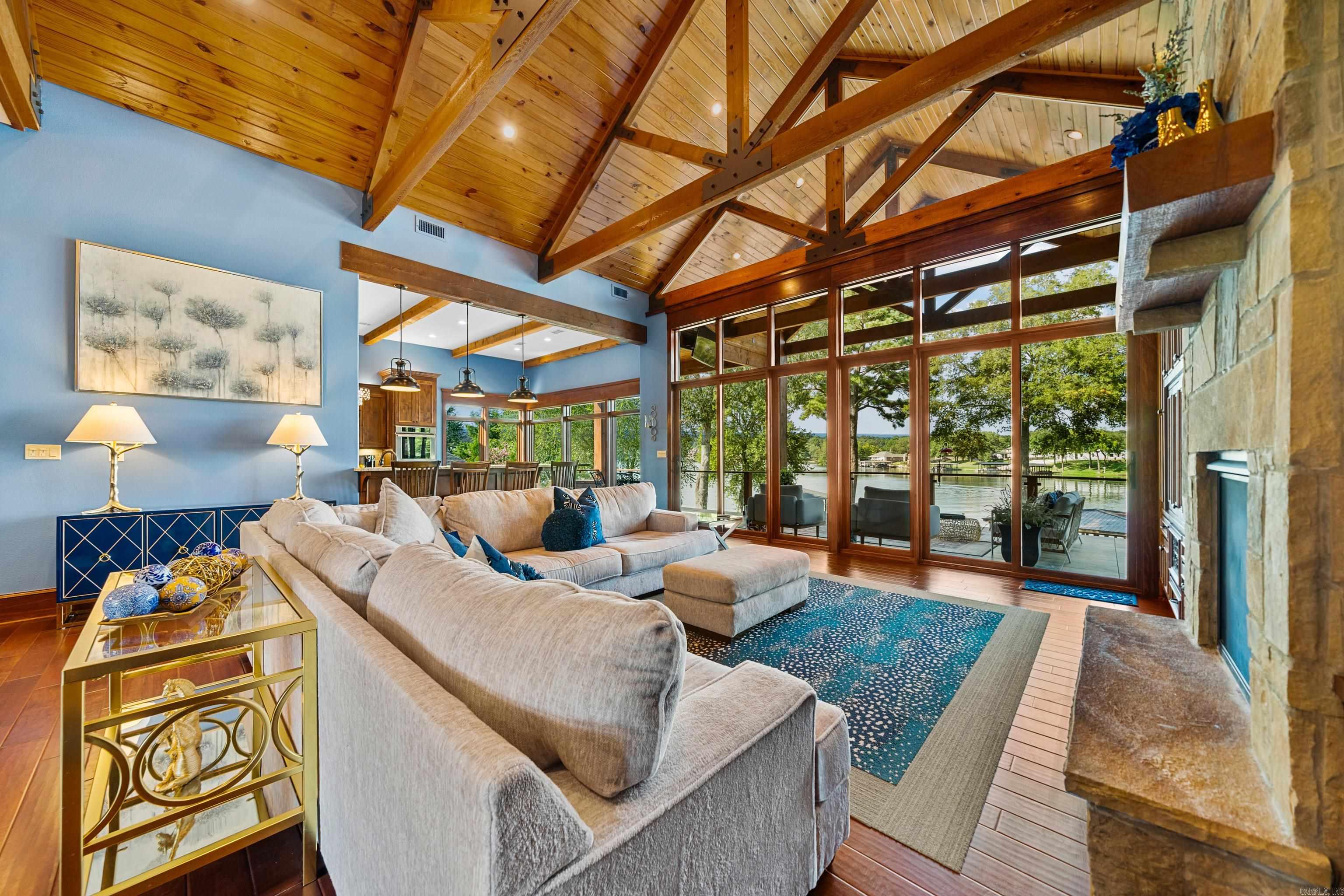 225 Water Oak Circle