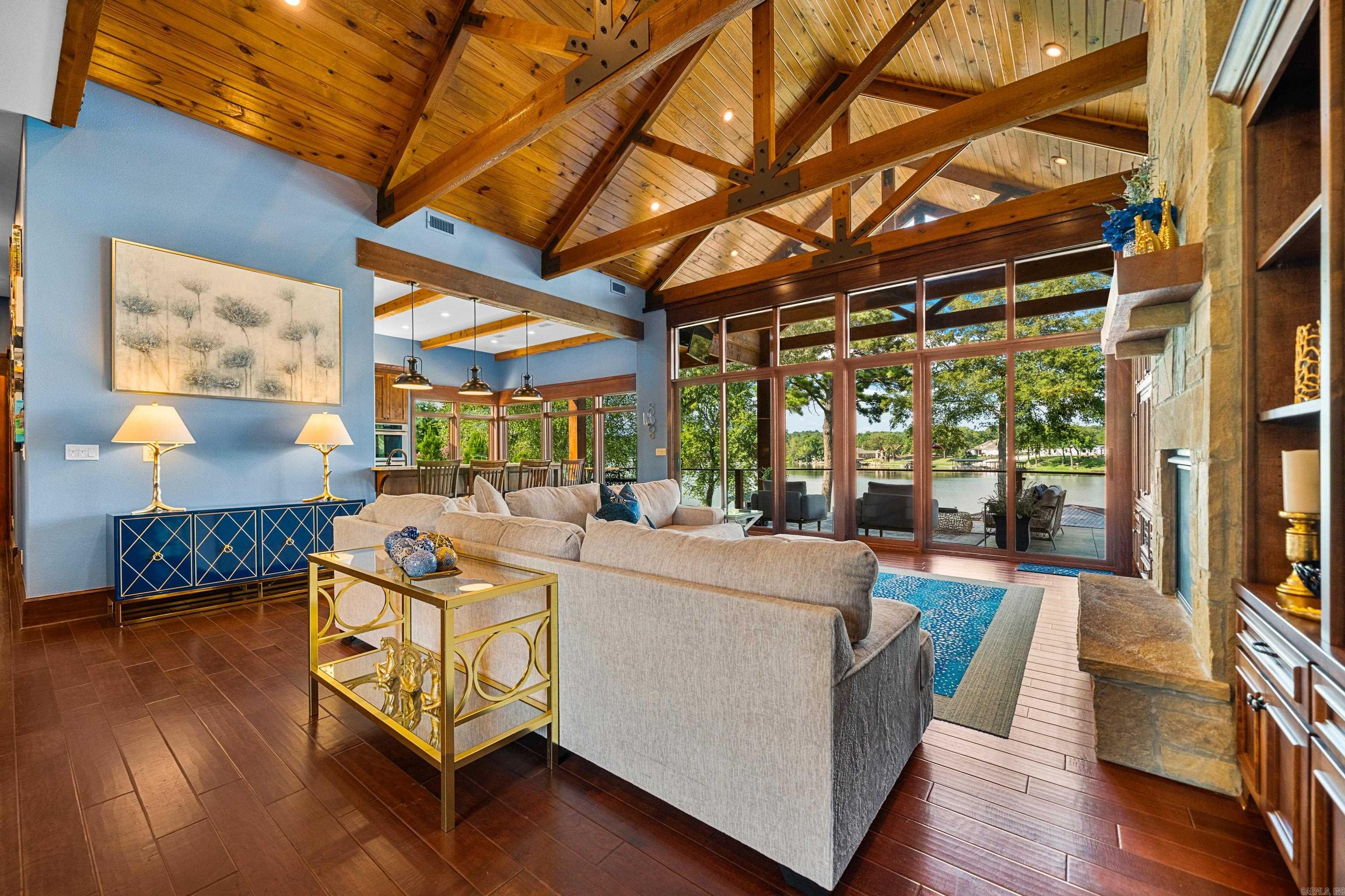 225 Water Oak Circle