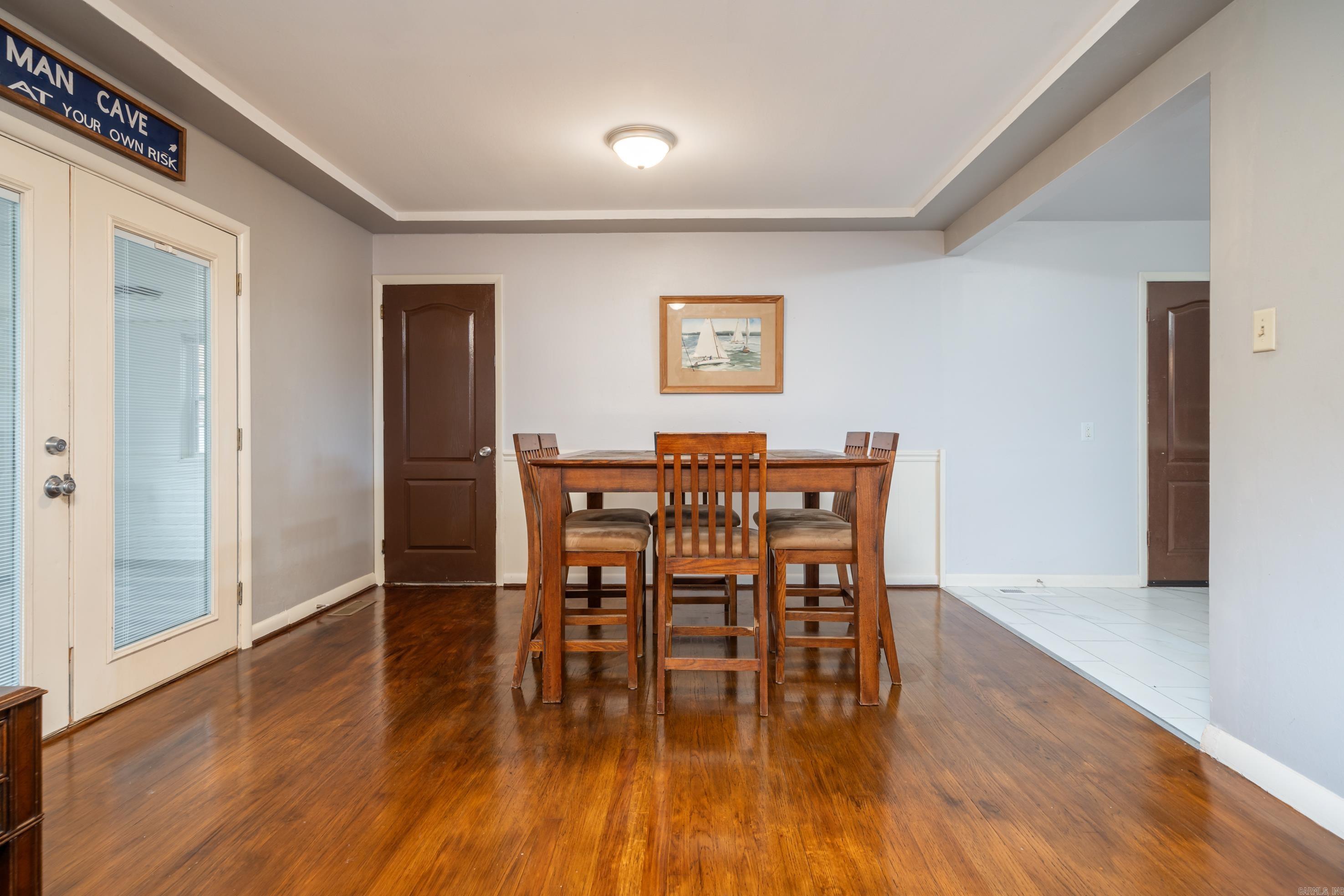 904 RICHARD Street