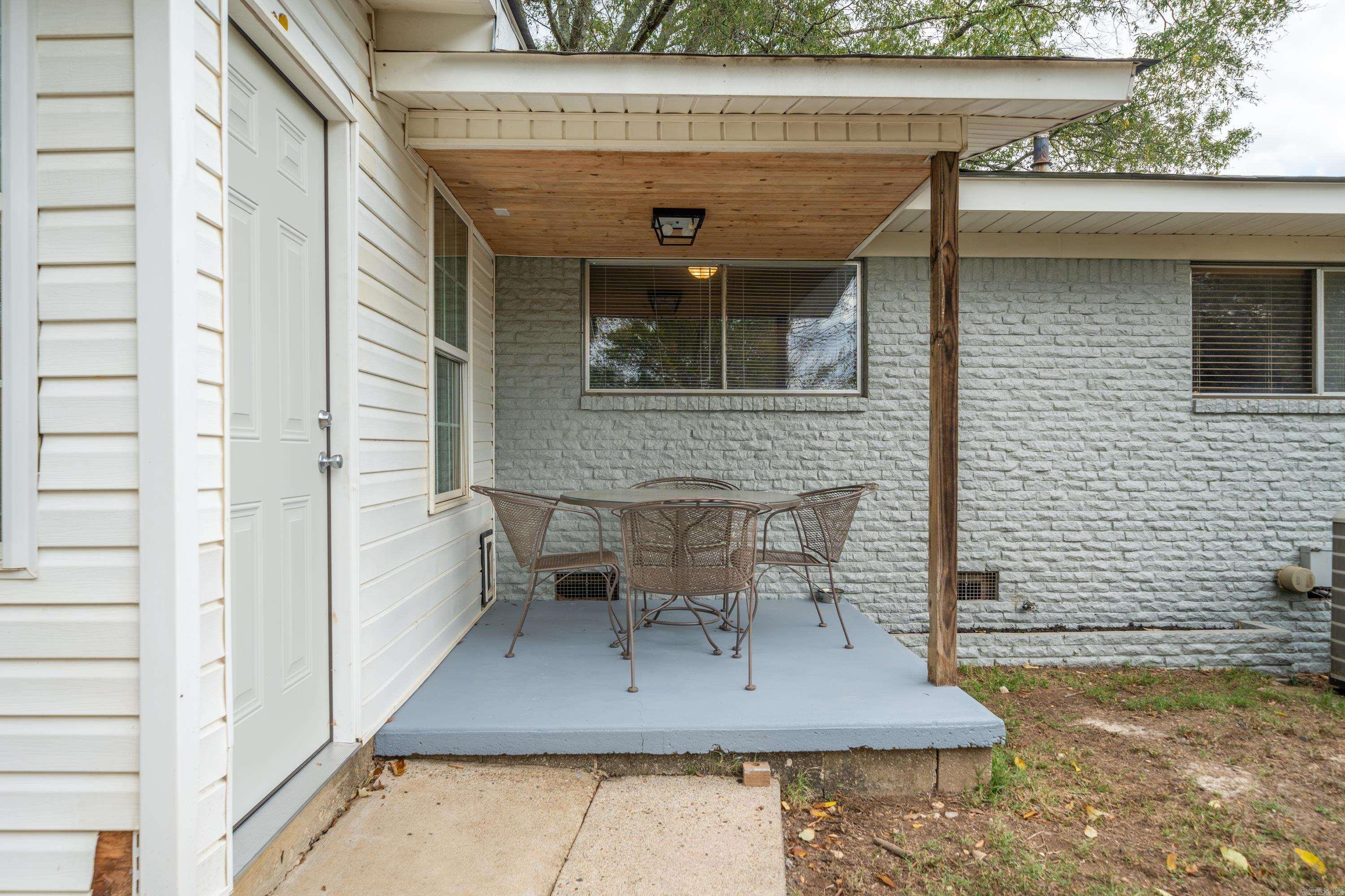 904 RICHARD Street