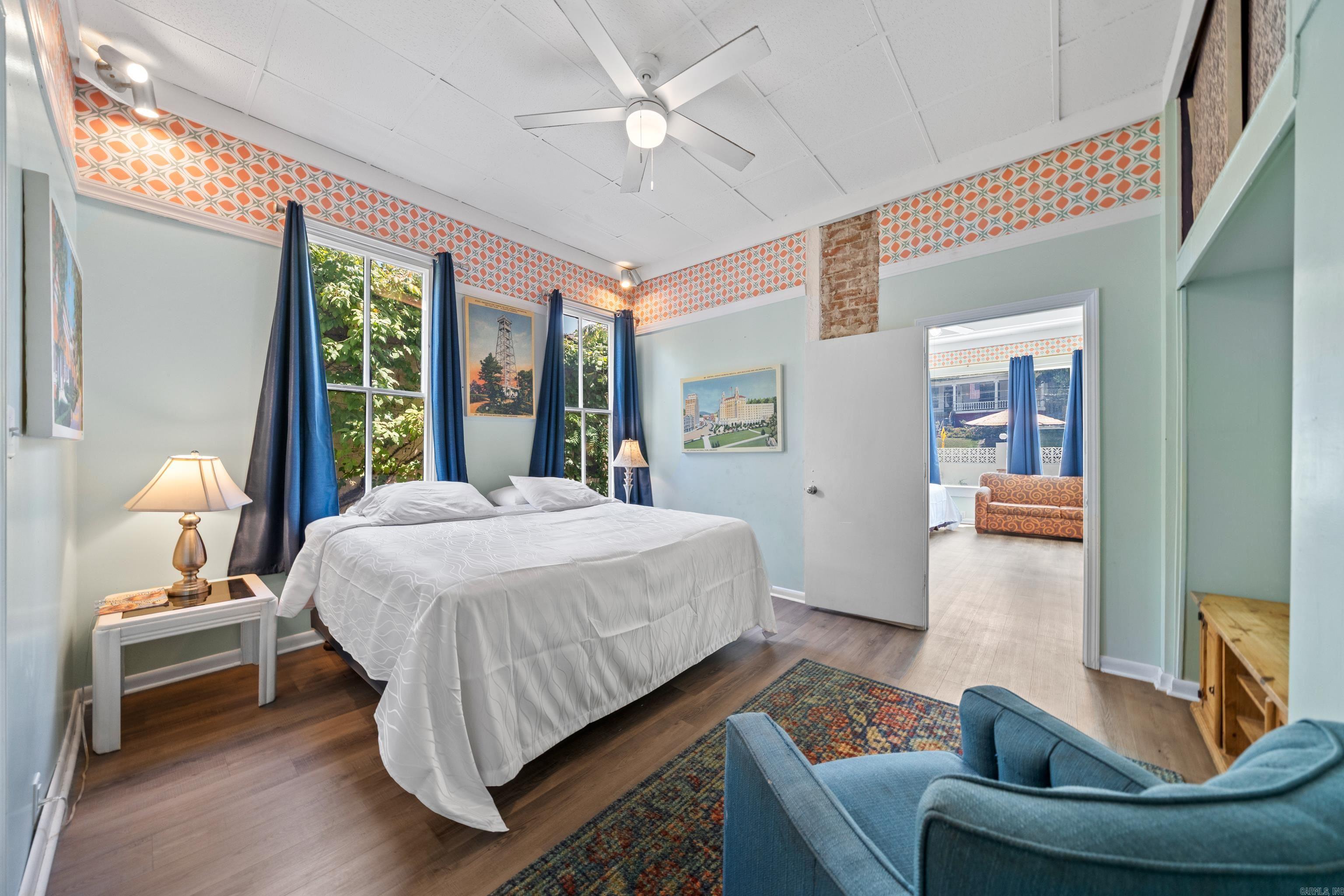 741 Park Avenue Unit: 745 Park Ave.