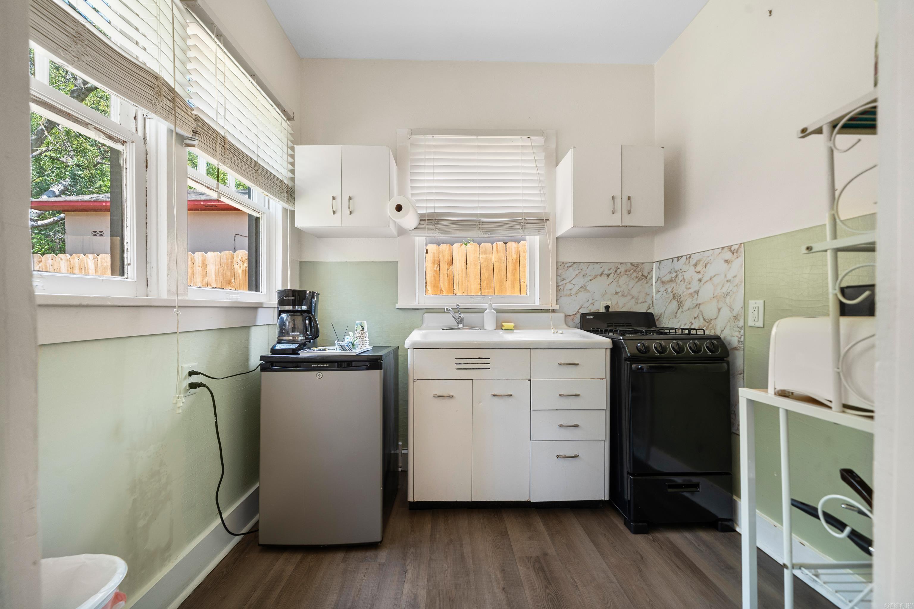 741 Park Avenue Unit: 745 Park Ave.