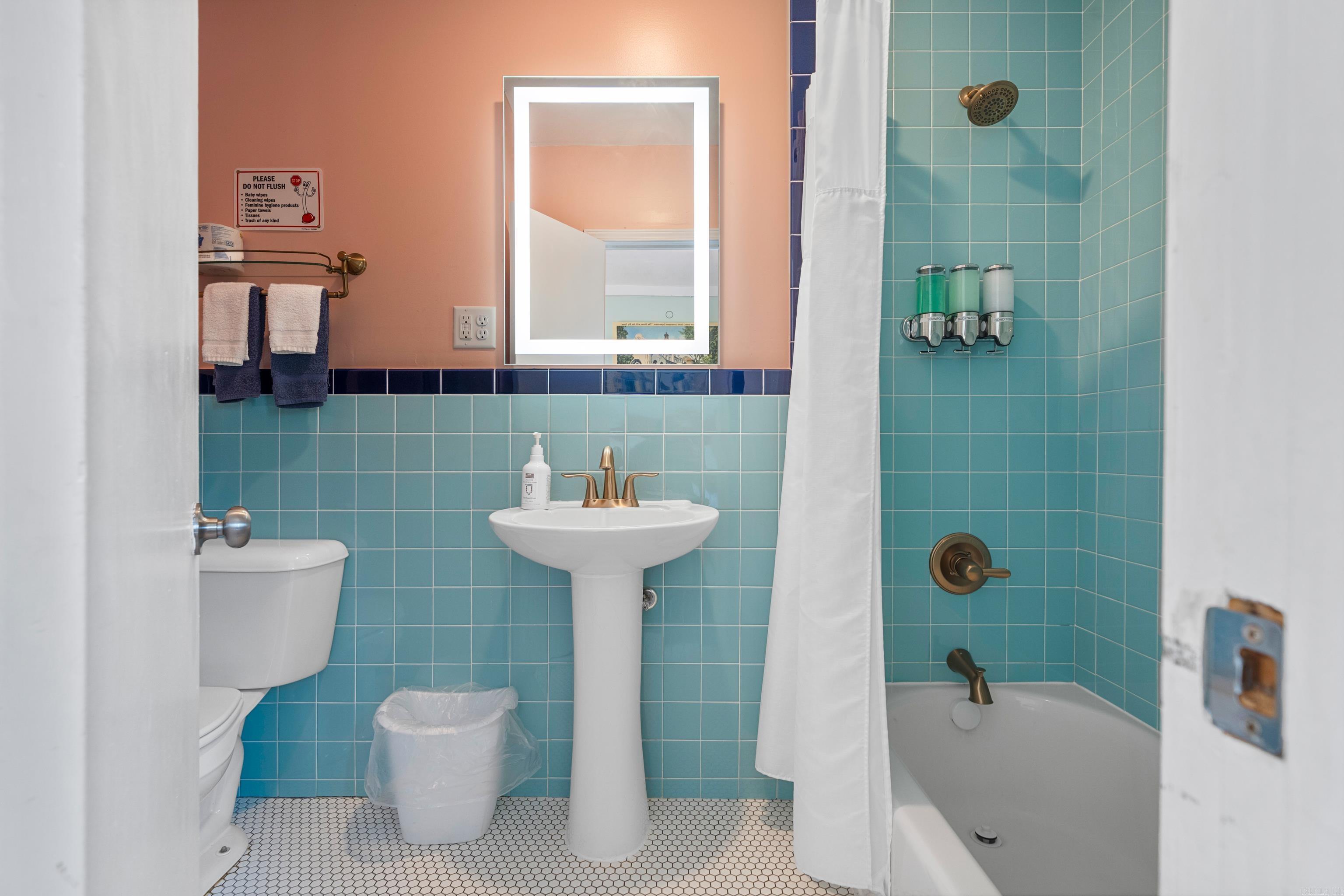 741 Park Avenue Unit: 745 Park Ave.