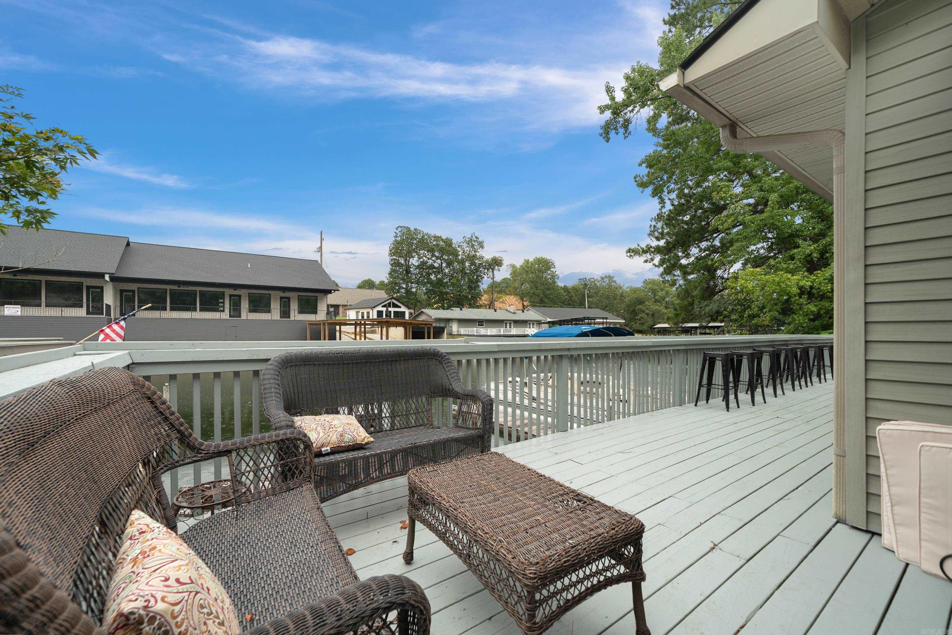 125 Lee's Landing