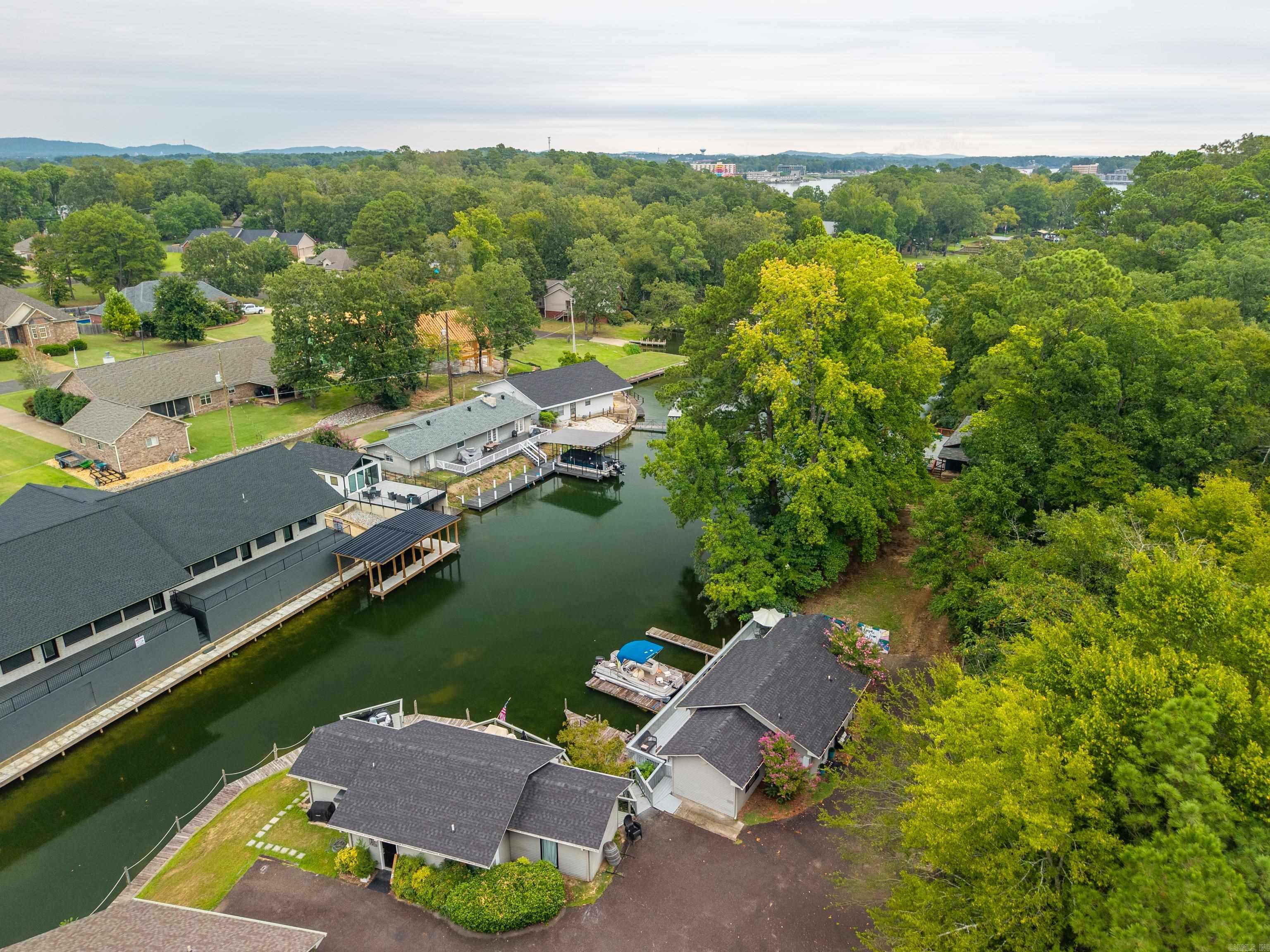 125 Lee's Landing