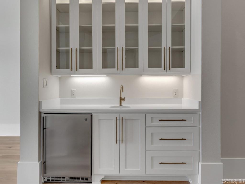 1004 Arkridge