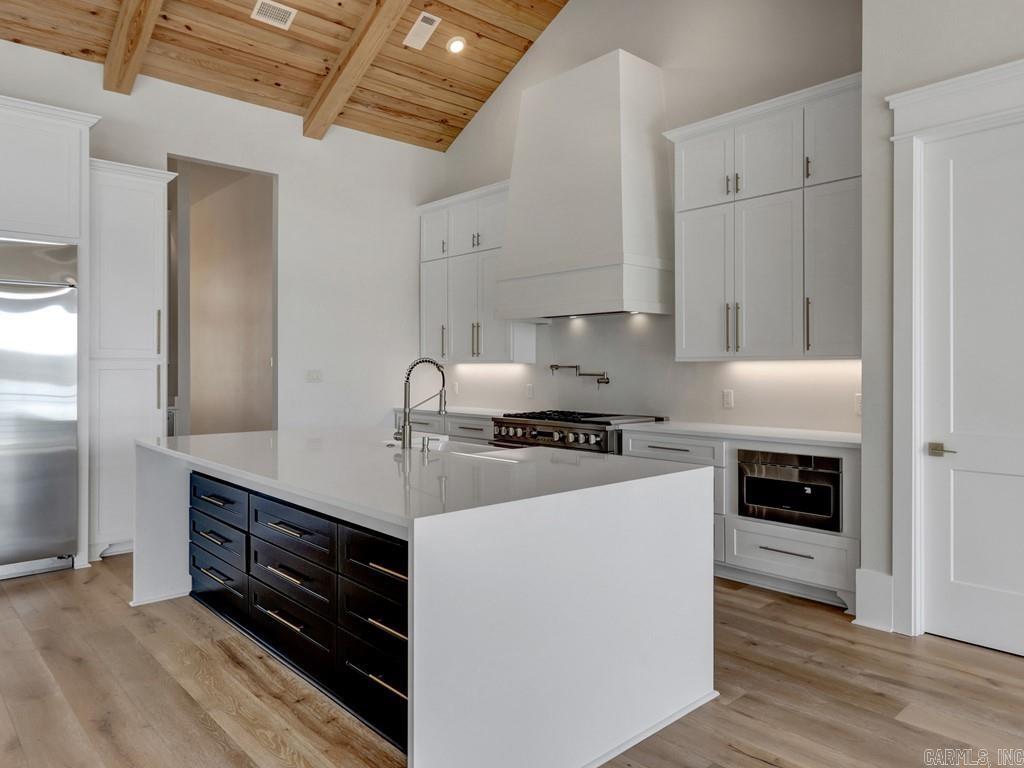1004 Arkridge