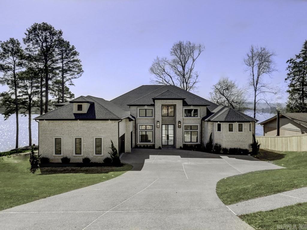 1004 Arkridge