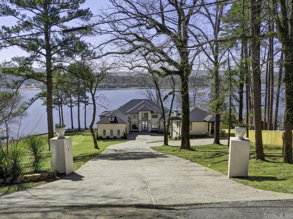 1004 Arkridge