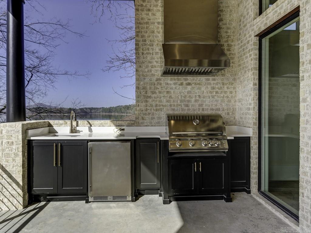 1004 Arkridge