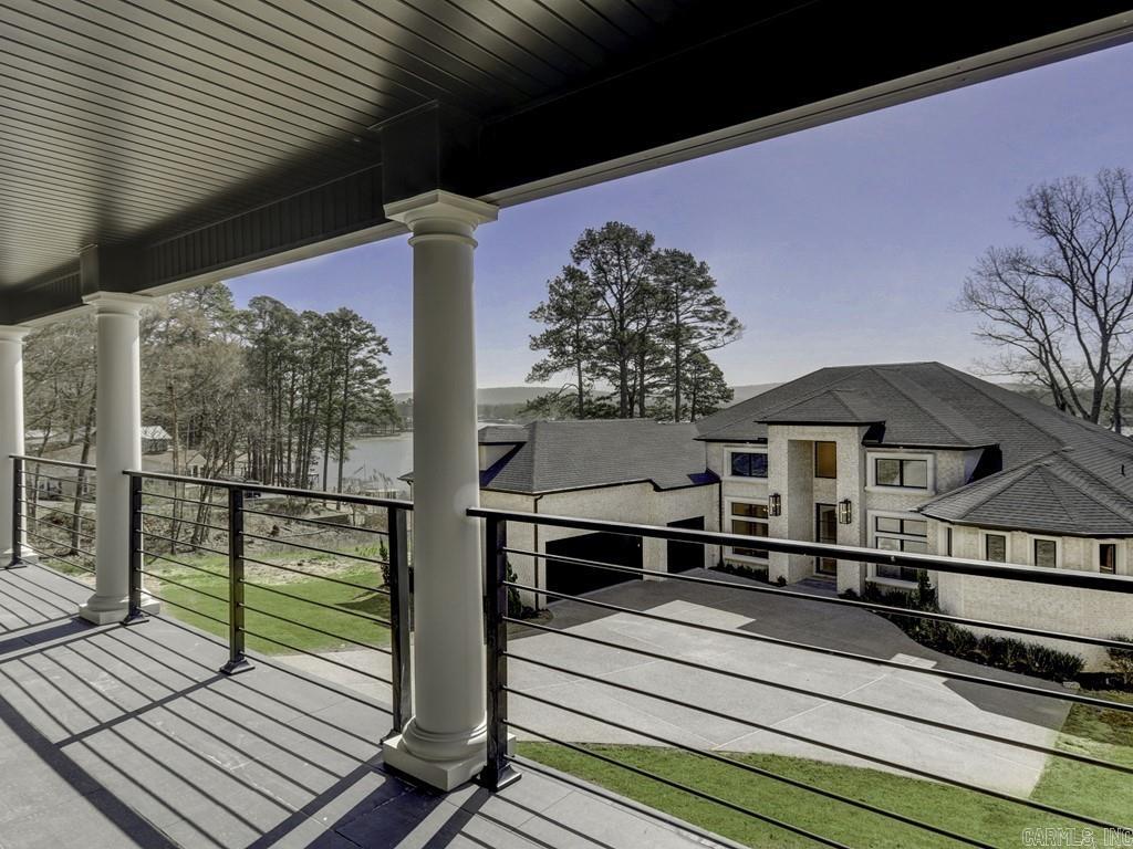 1004 Arkridge
