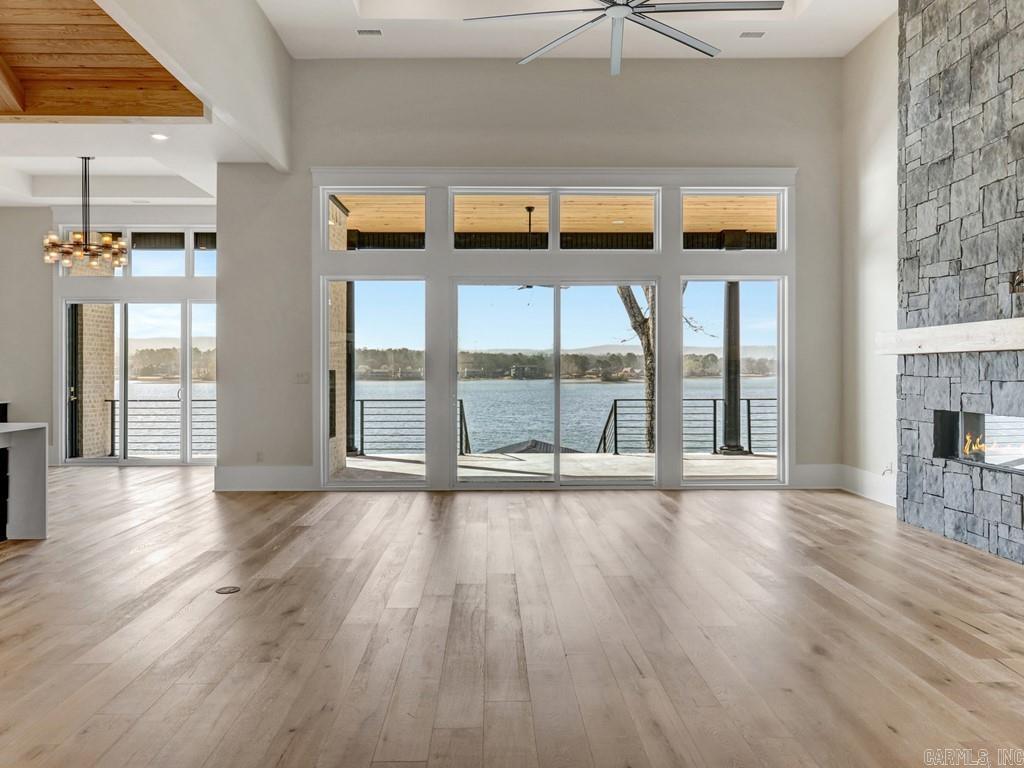 1004 Arkridge