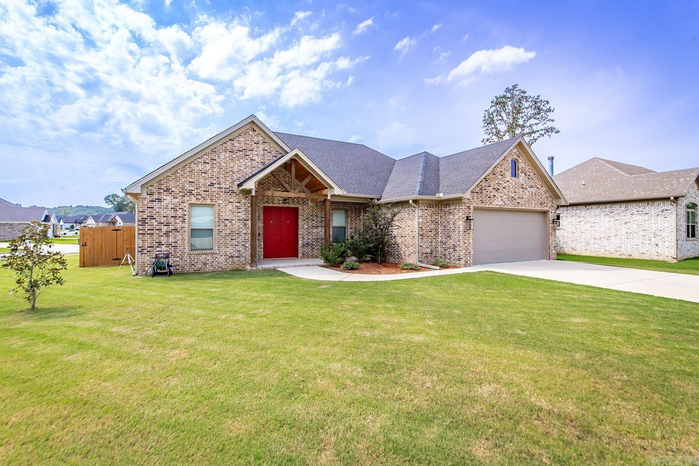 837 Oak Forest Circle