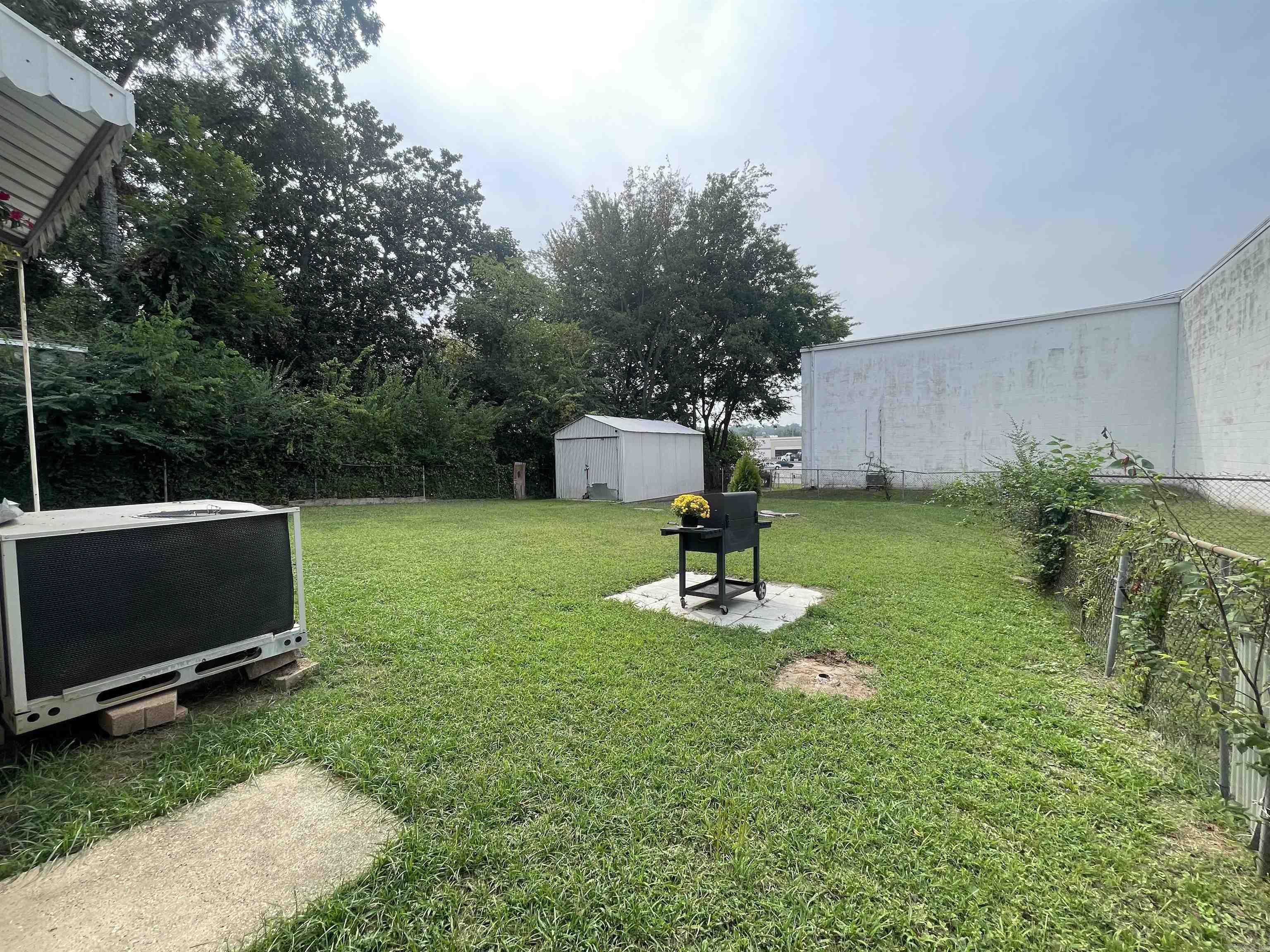 1006 W 41St St Street