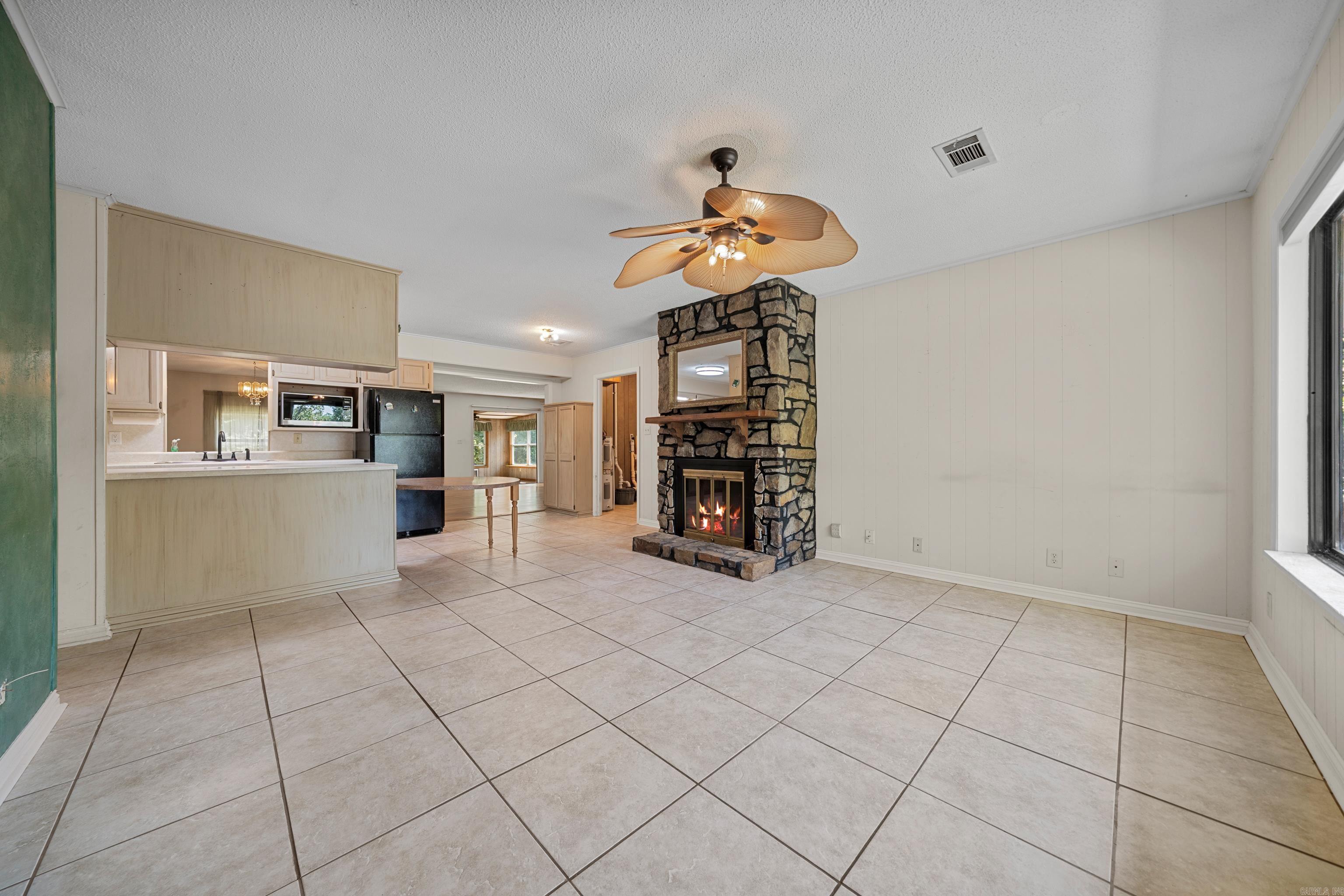 105 Chapparal Court