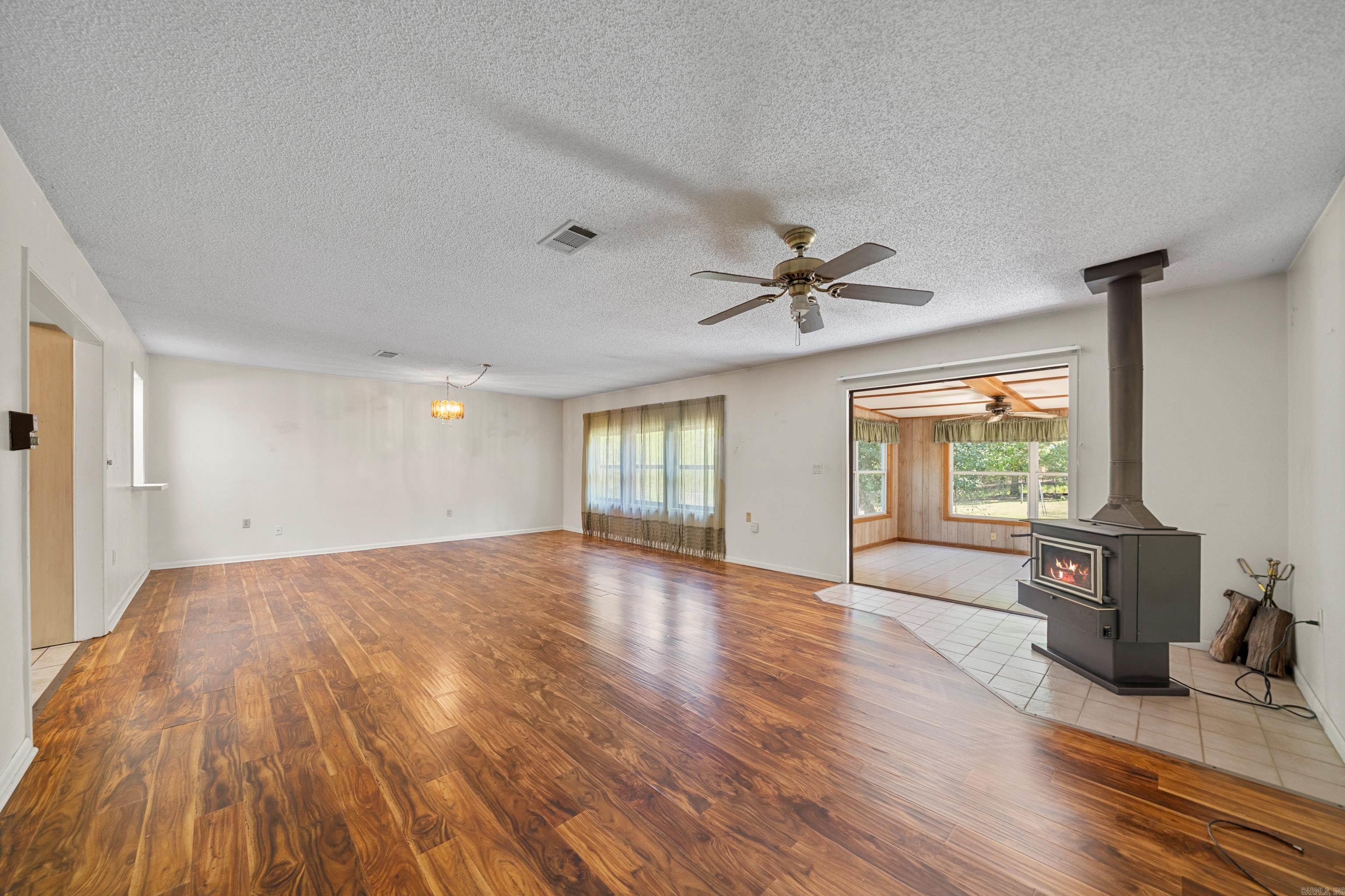 105 Chapparal Court