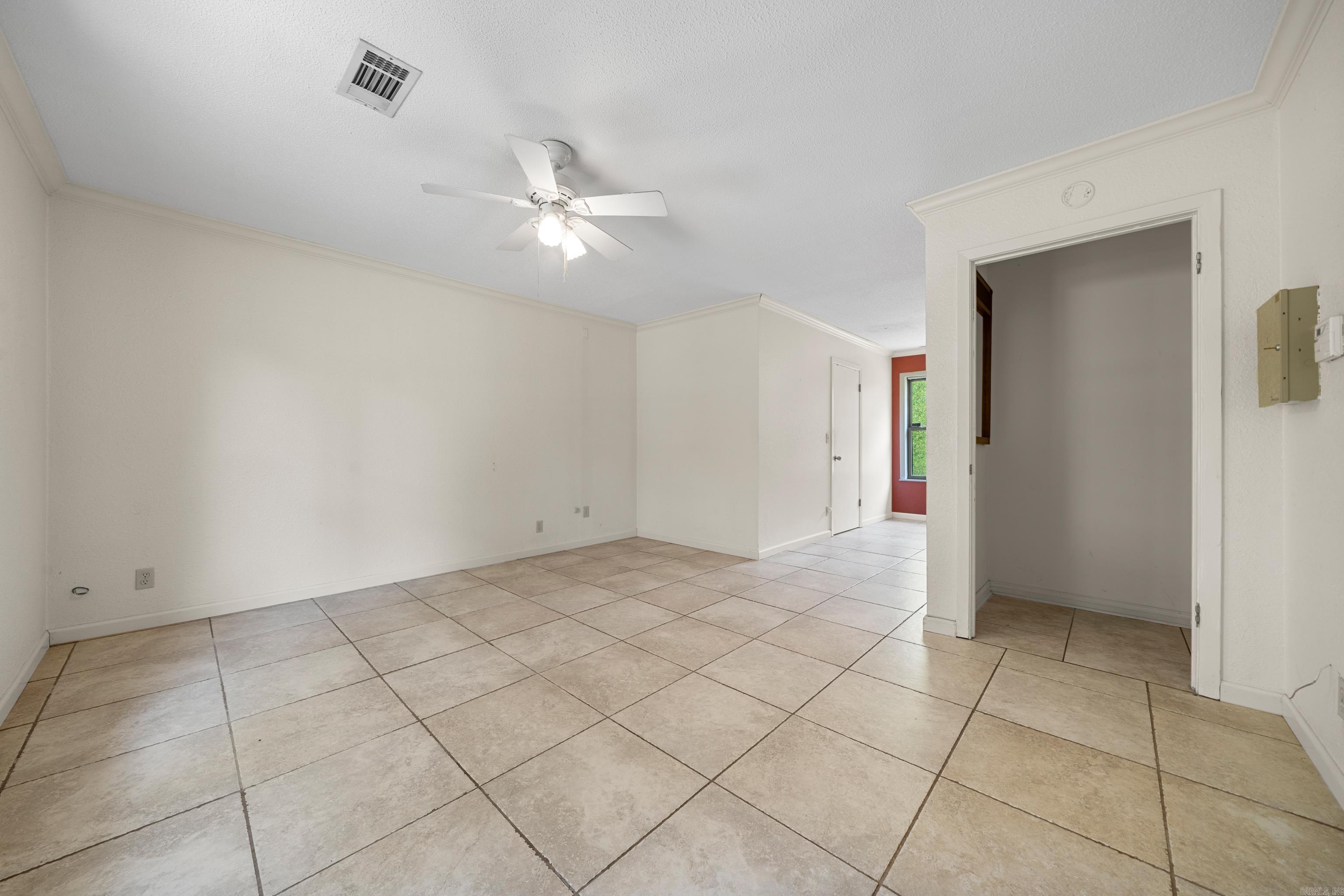 105 Chapparal Court