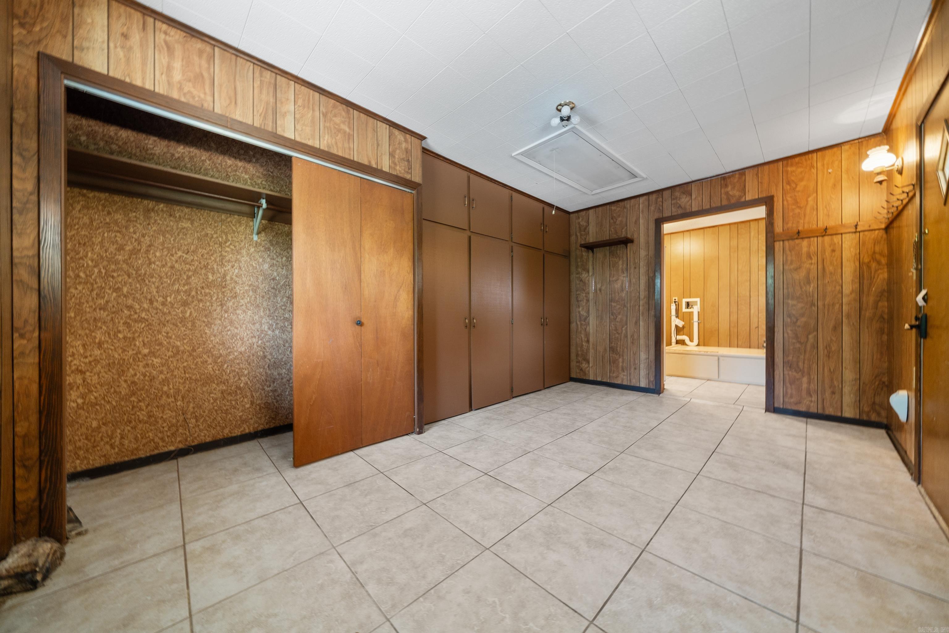 105 Chapparal Court