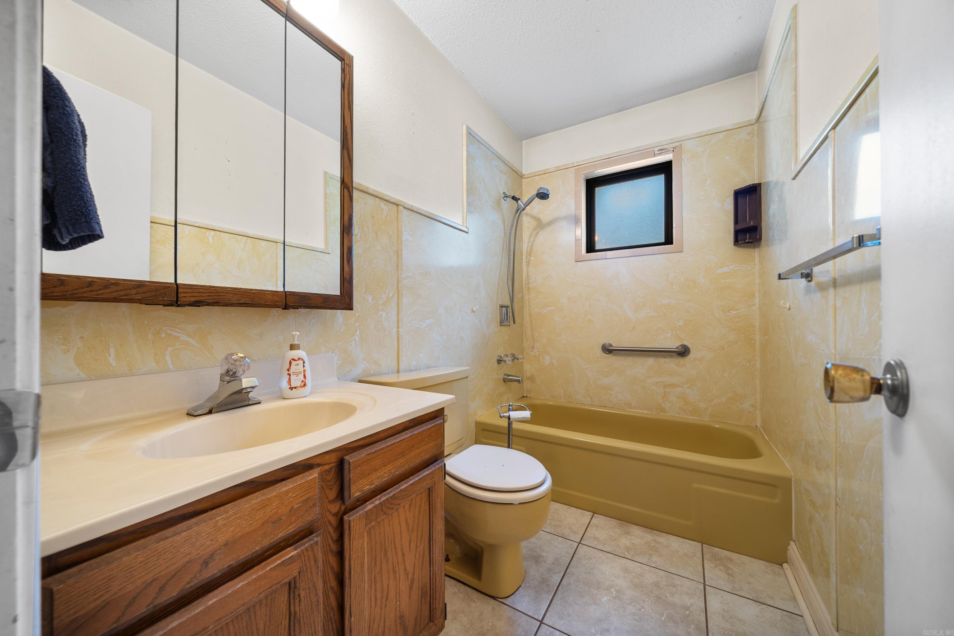 105 Chapparal Court