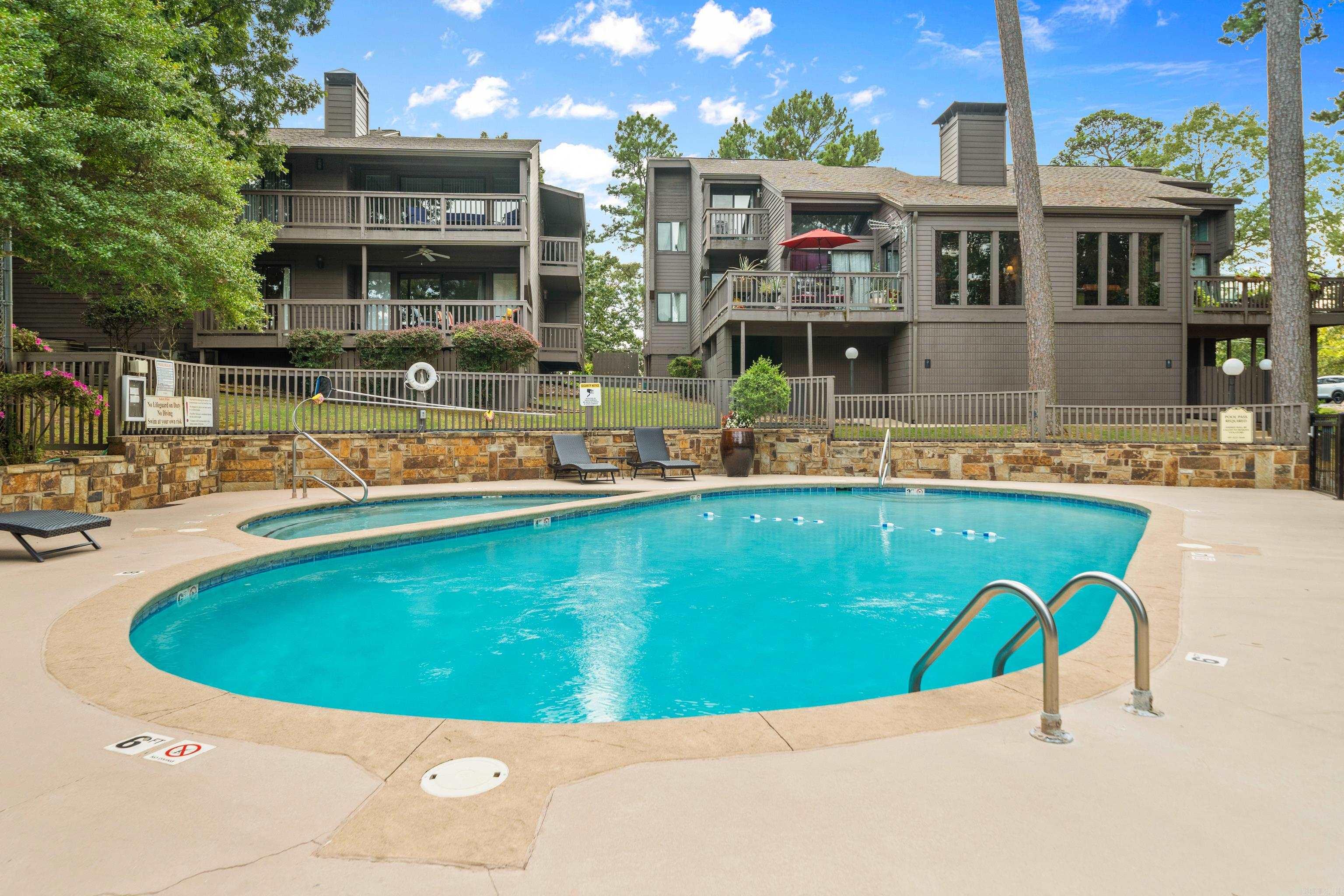 200 Hamilton Oaks K-2 Drive