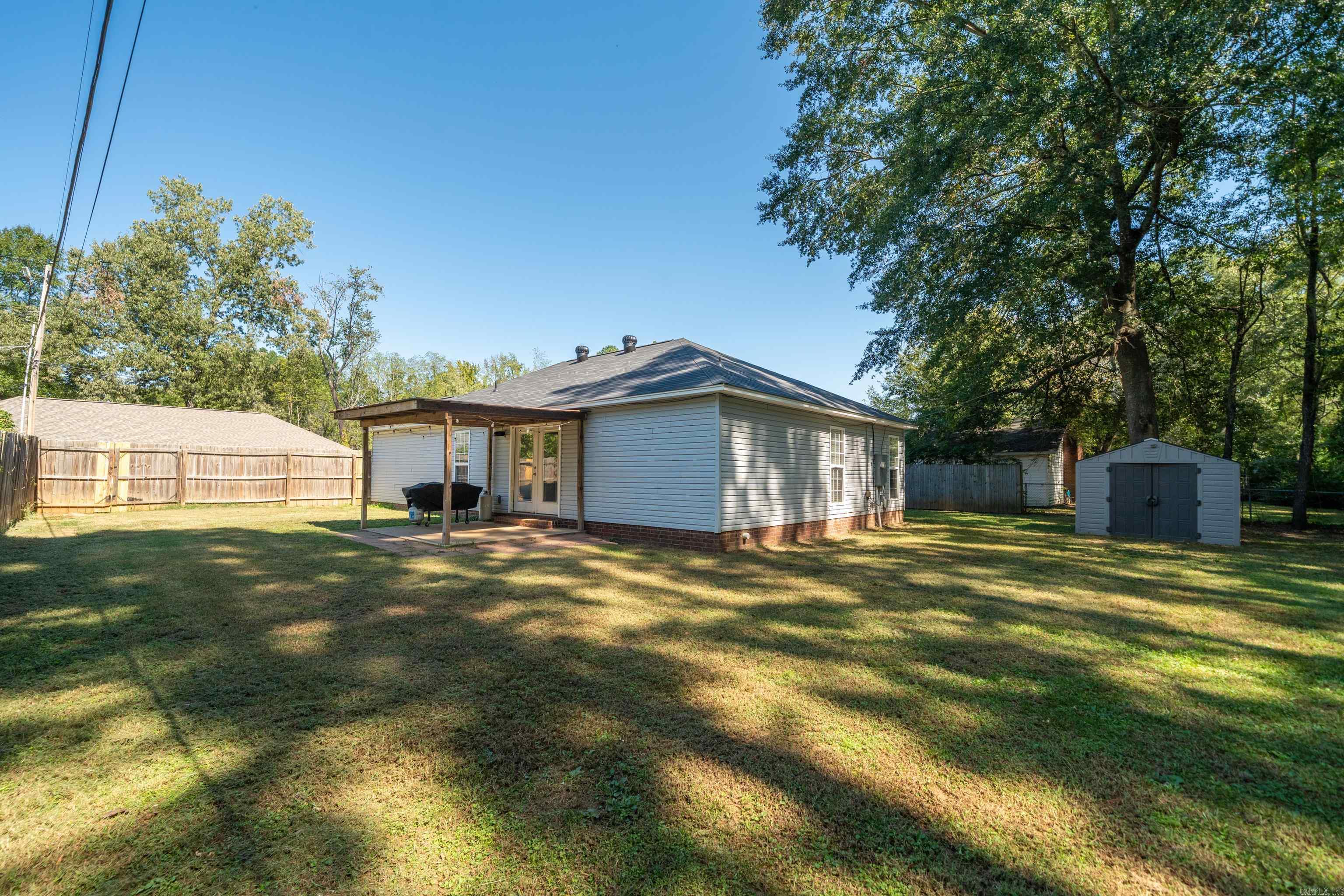 107 E Sunset Drive