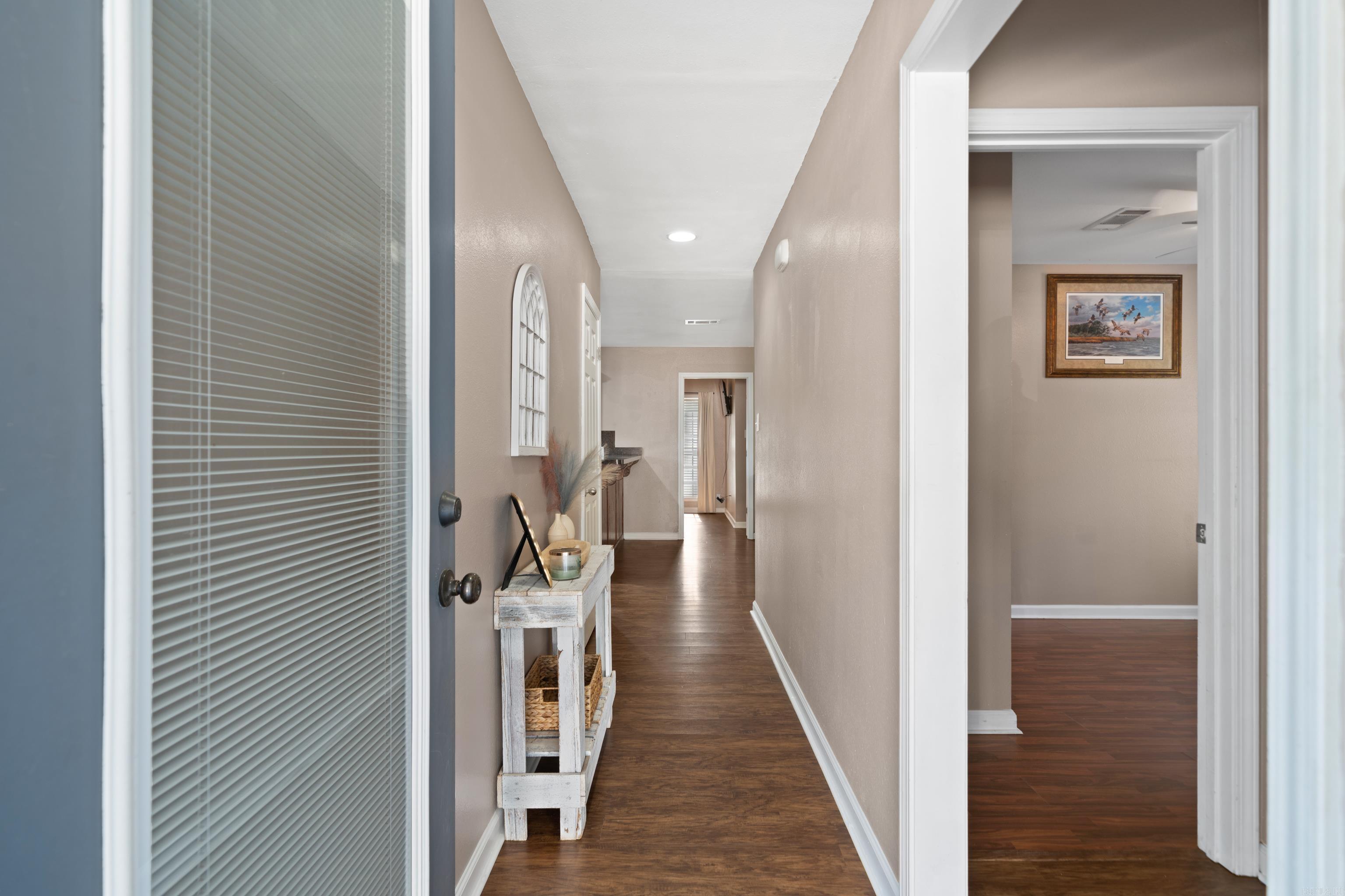 107 E Sunset Drive