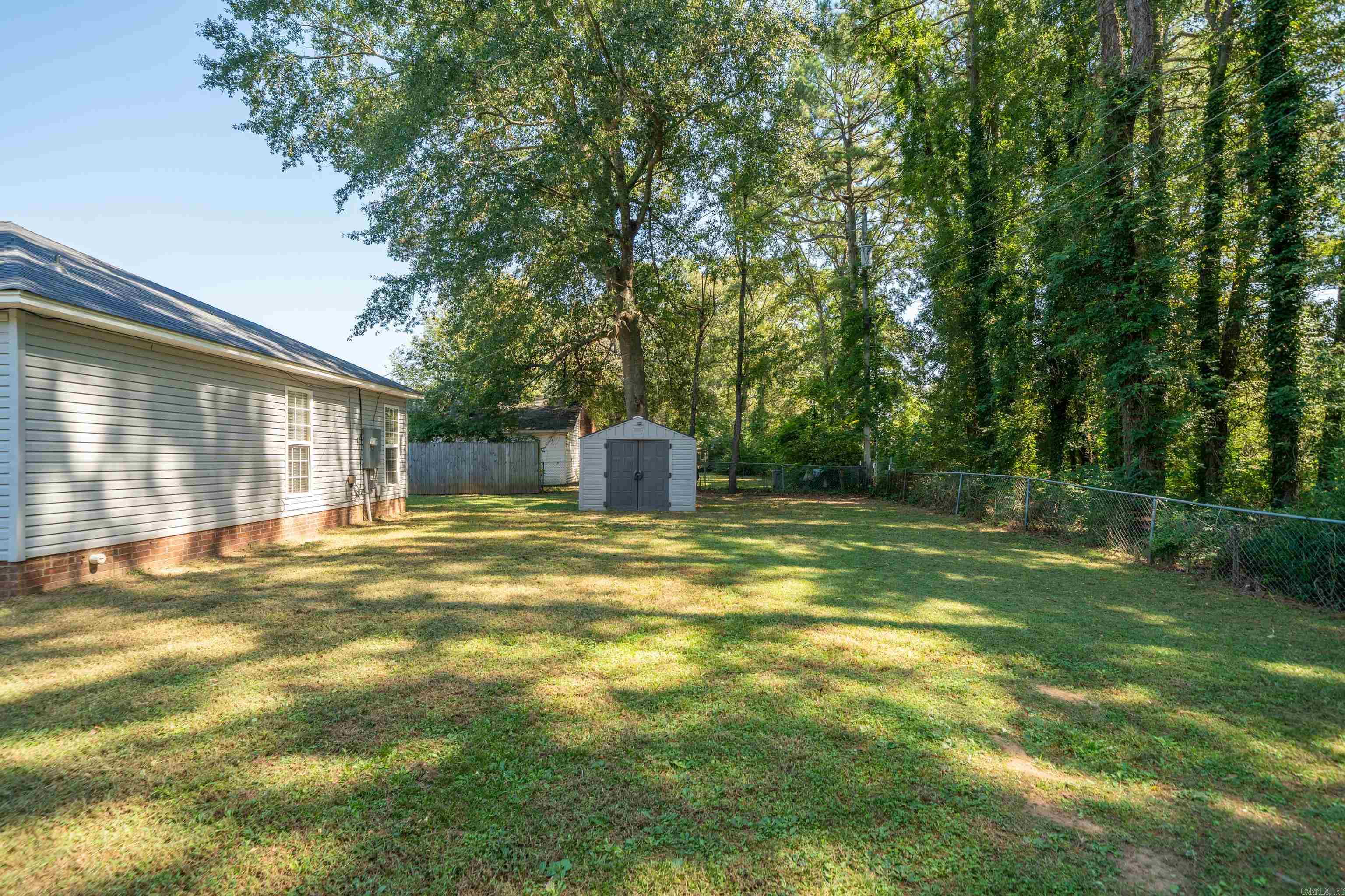 107 E Sunset Drive