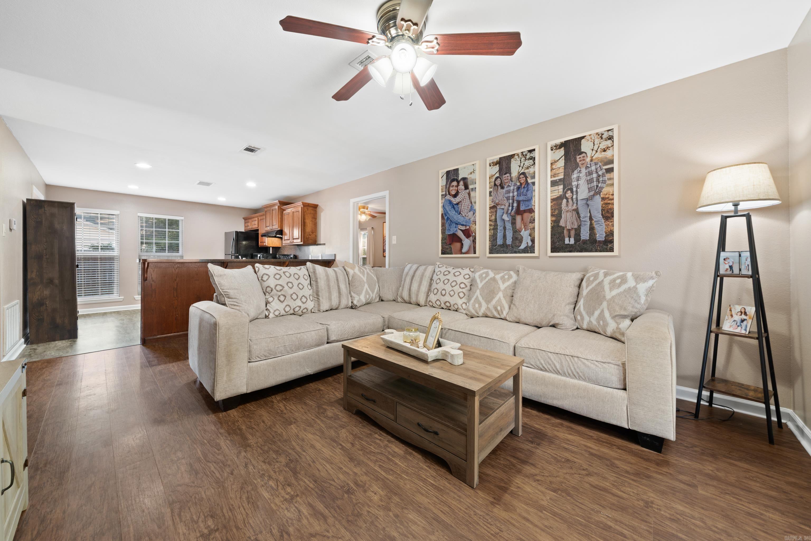 107 E Sunset Drive