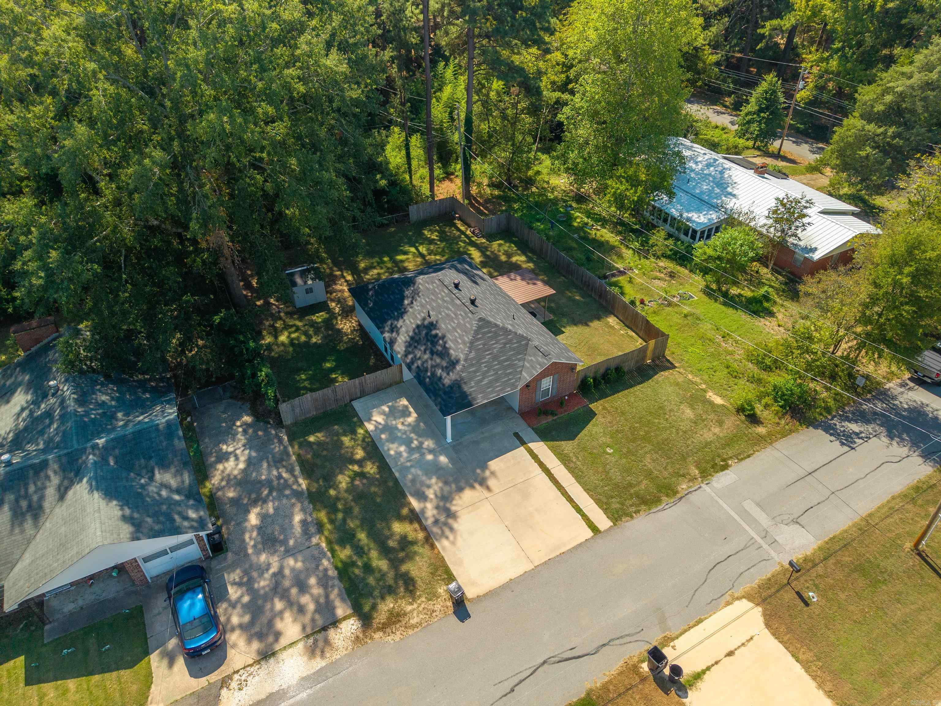 107 E Sunset Drive