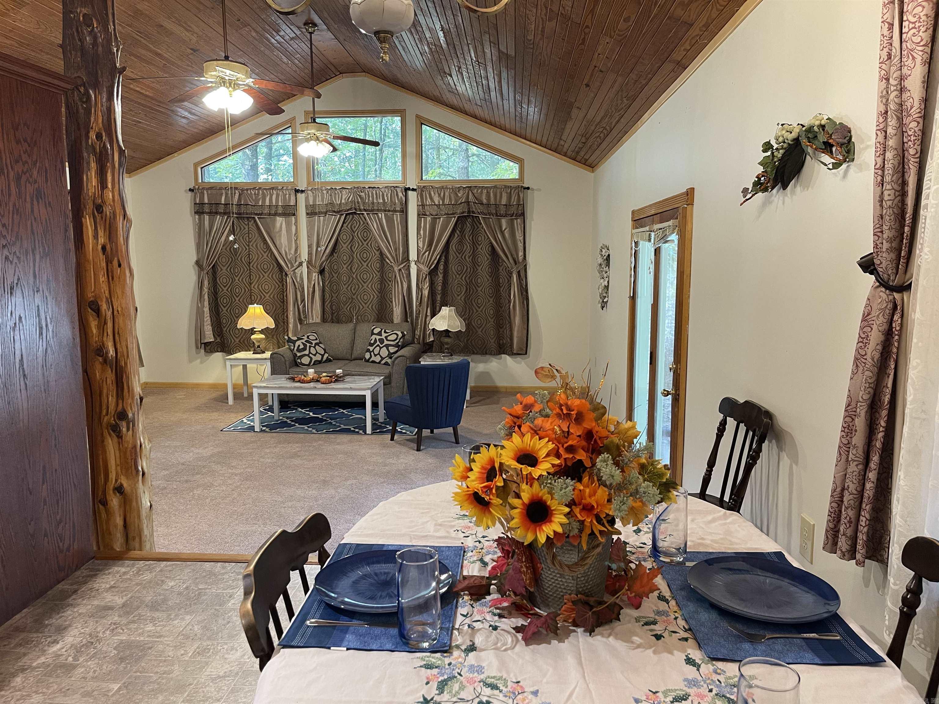 11 Timbercrest Drive